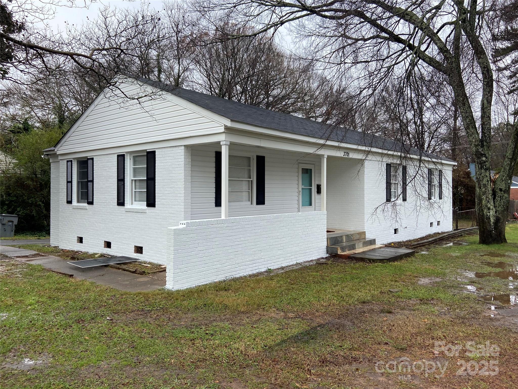 3701 Tipperary Place Property Photo