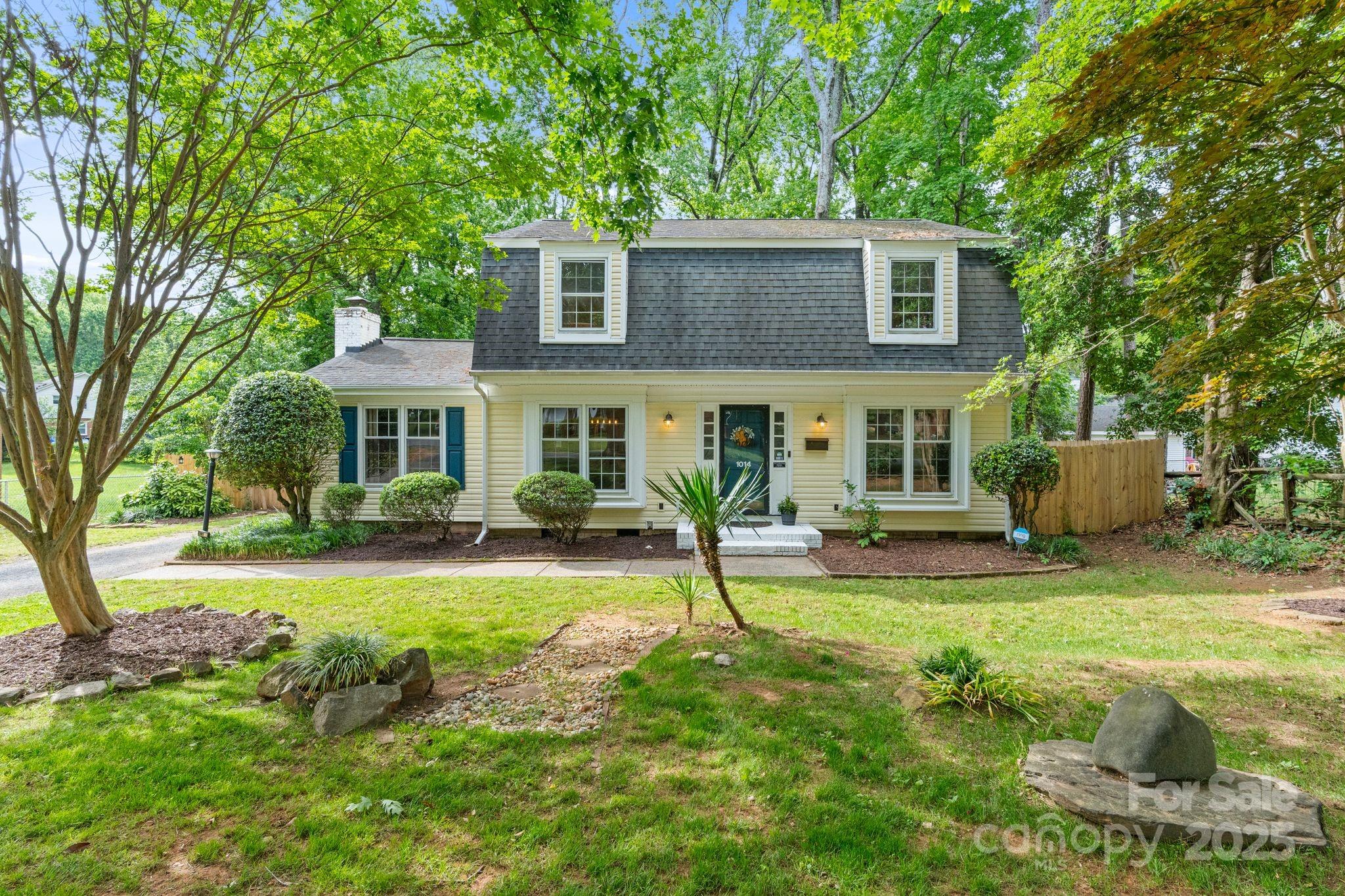 1014 Vandalia Drive Property Photo