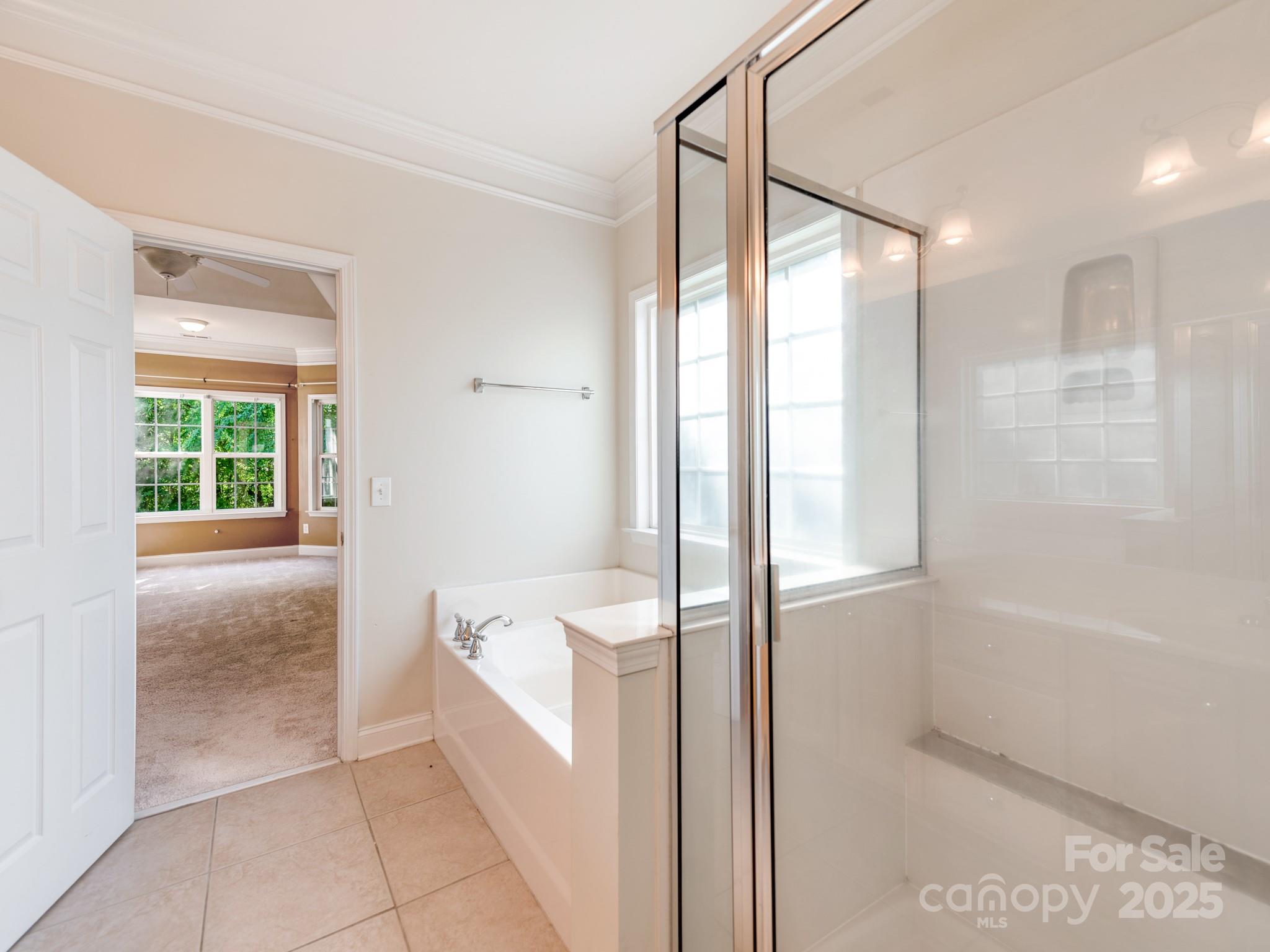 533 Montgrove Place Property Photo 28