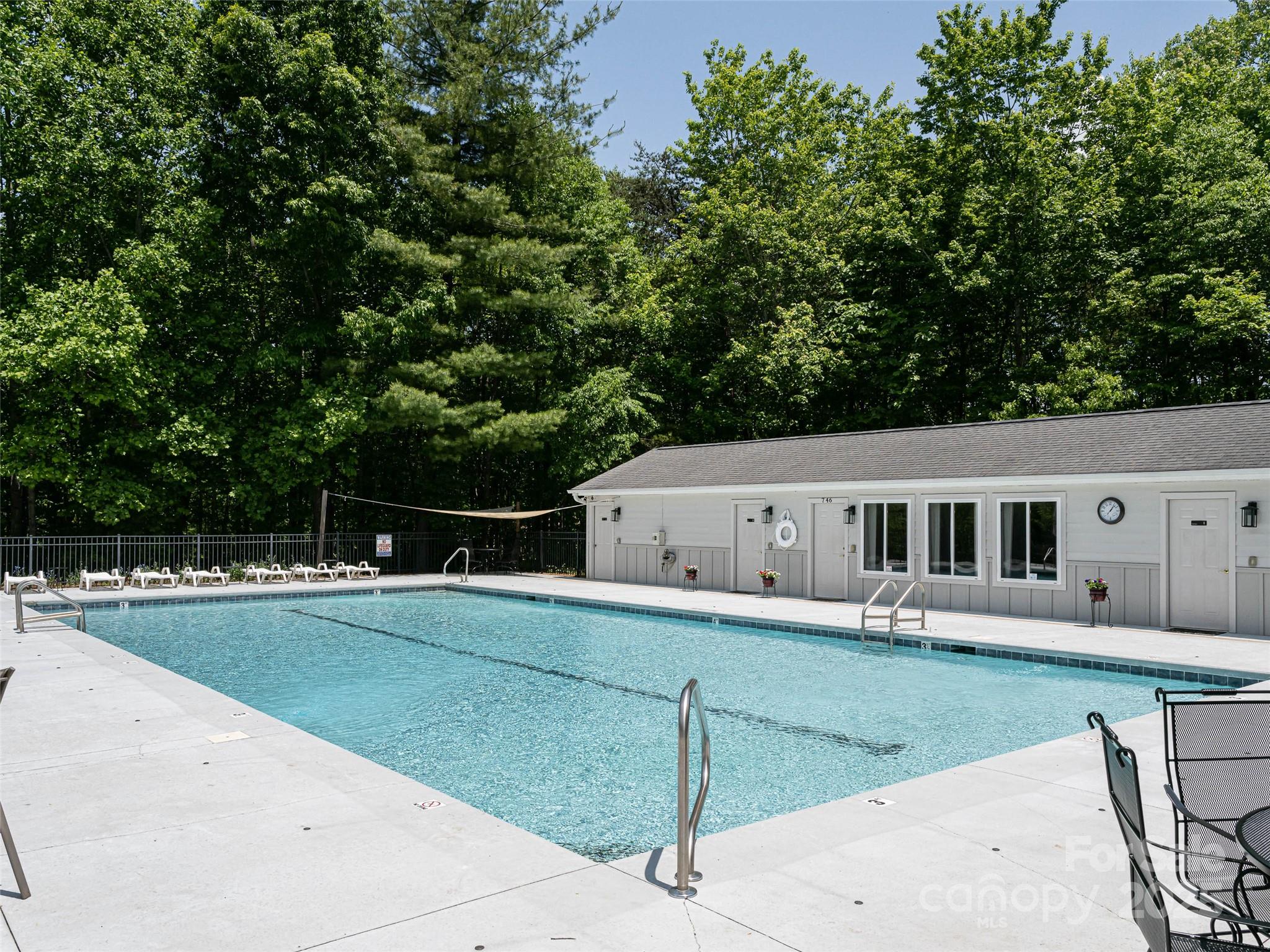1157 Standing Deer Trace 128 Property Photo 4