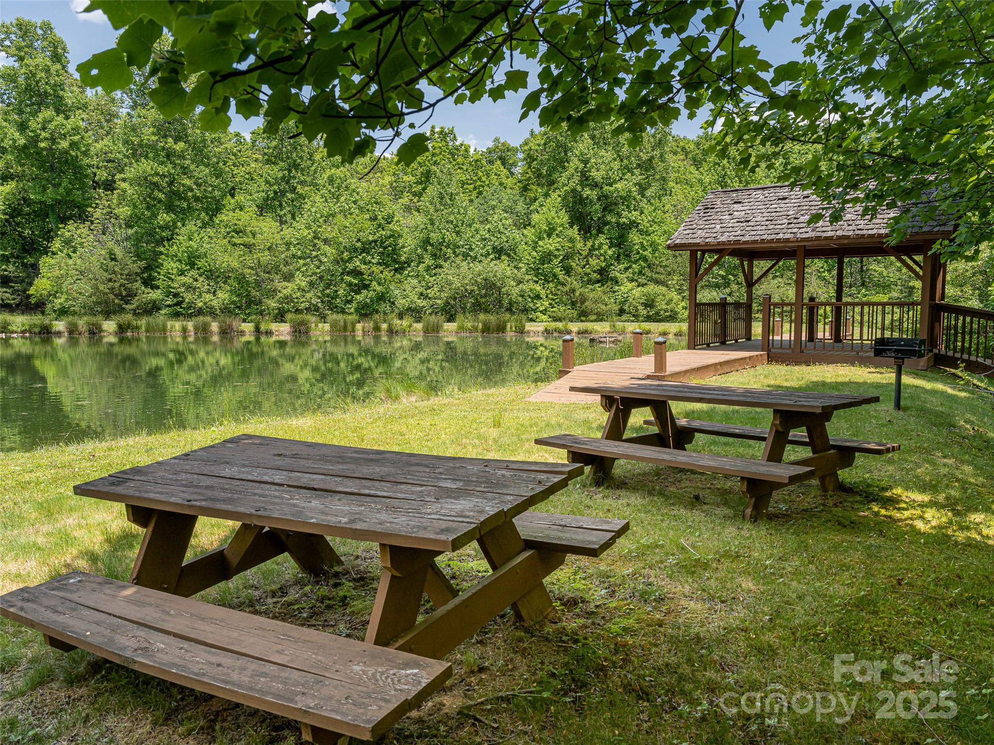 1157 Standing Deer Trace 128 Property Photo 8