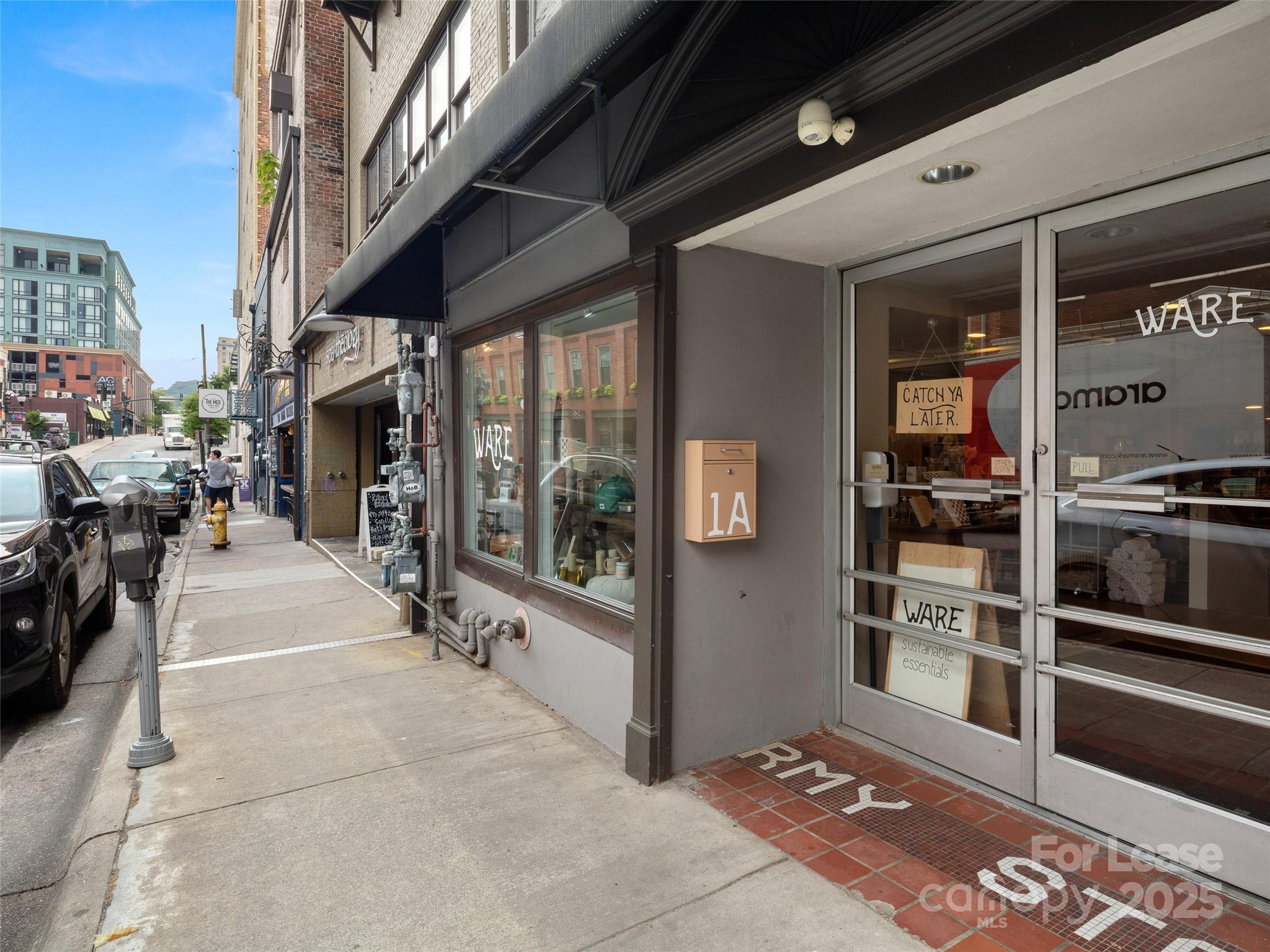 51 College Street 1A Property Photo 1