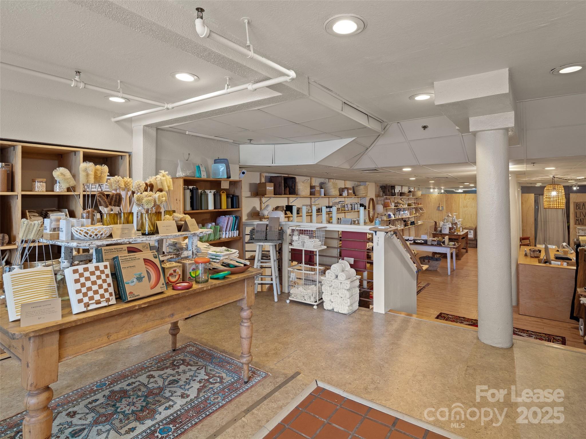 51 College Street 1a Property Photo 2