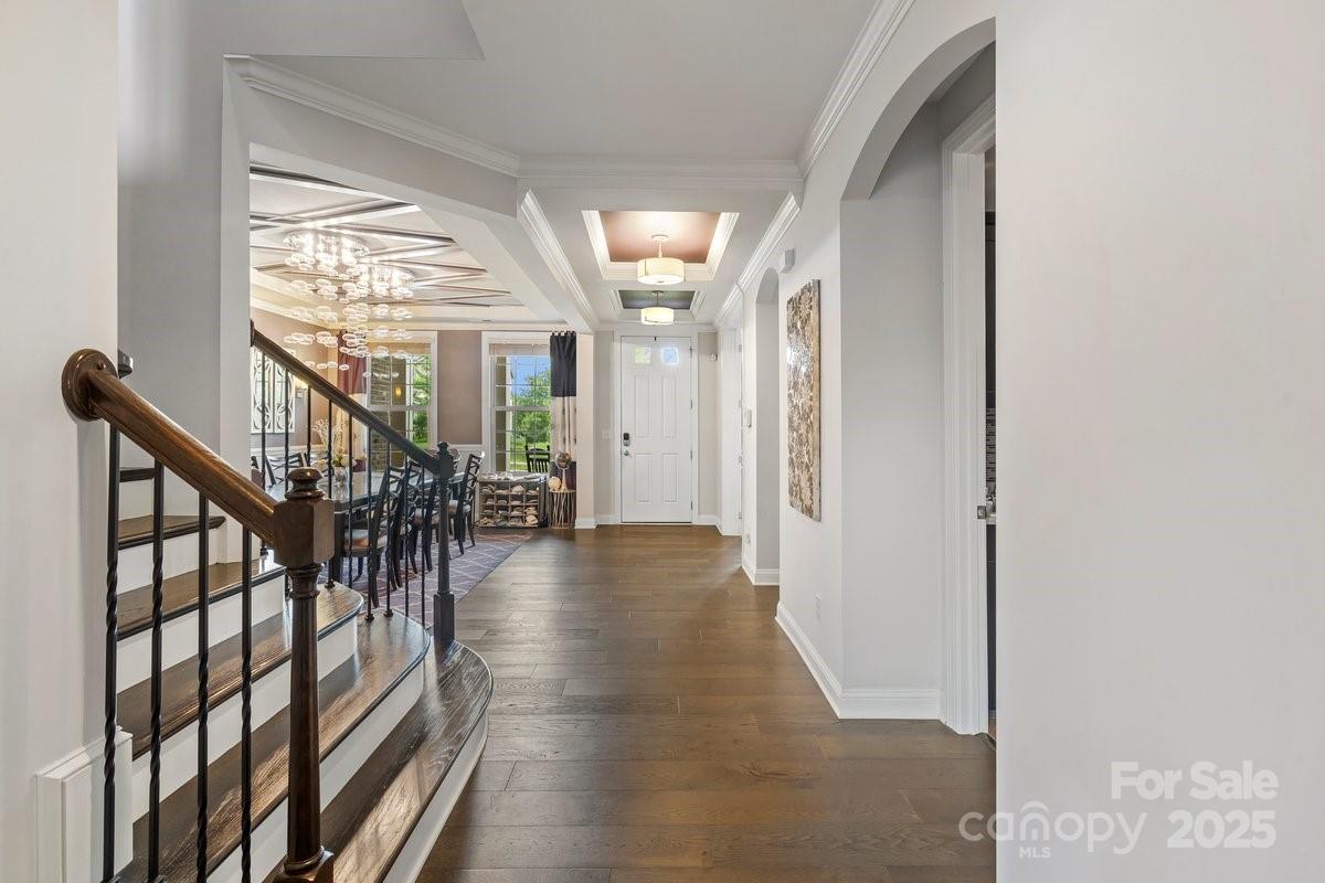 8514 Ellington Park Drive Property Photo 4