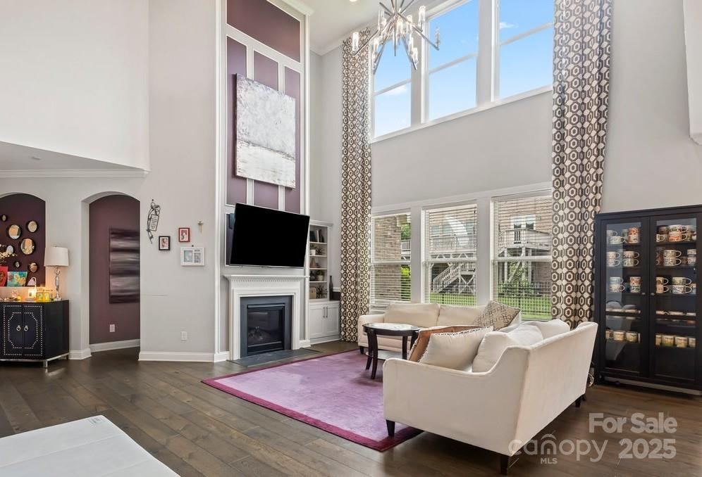 8514 Ellington Park Drive Property Photo 9