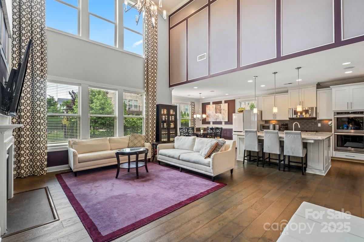 8514 Ellington Park Drive Property Photo 10