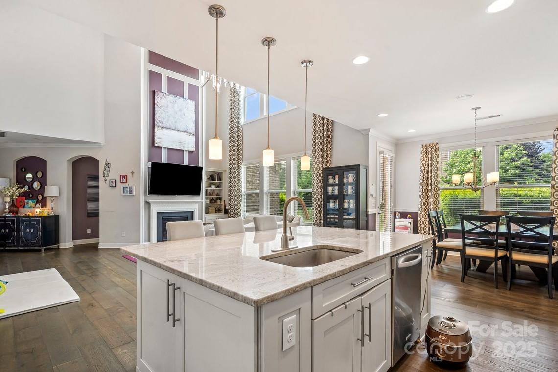 8514 Ellington Park Drive Property Photo 13