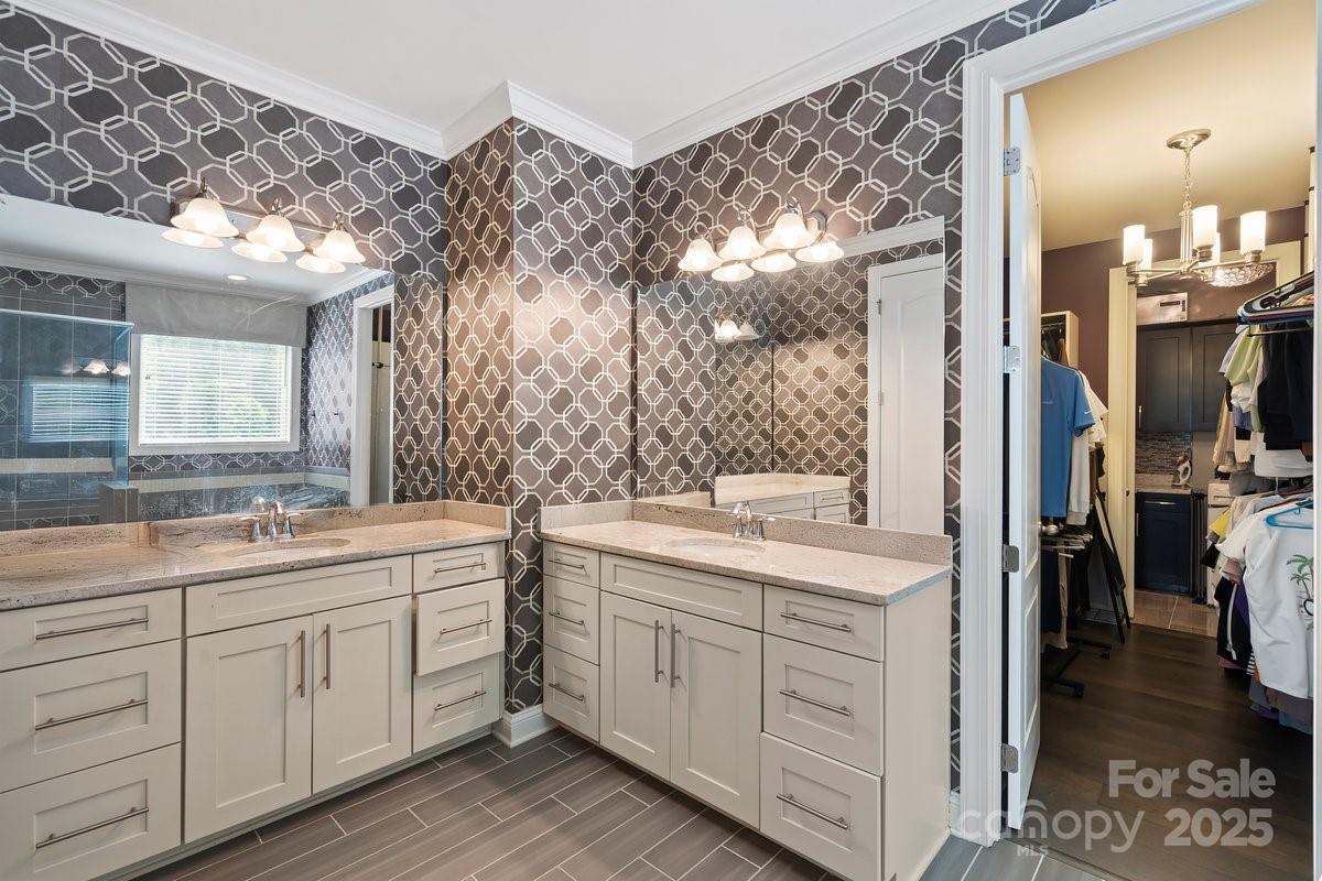 8514 Ellington Park Drive Property Photo 20