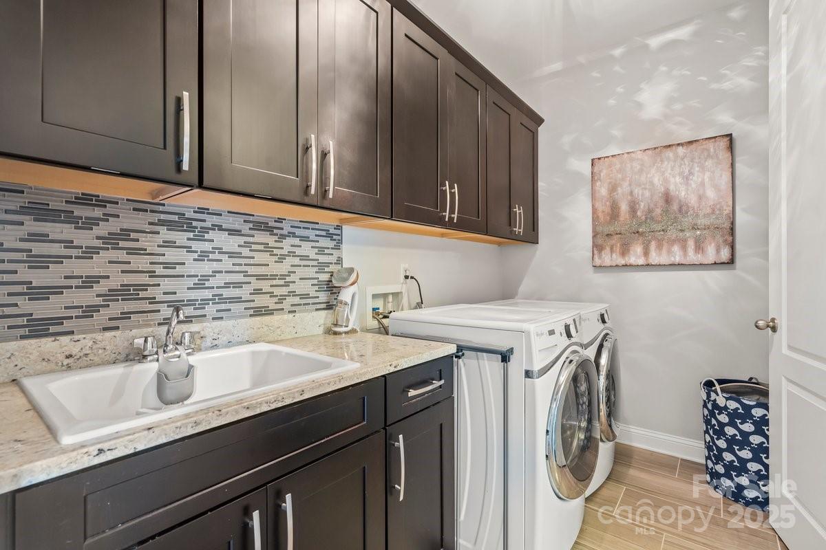 8514 Ellington Park Drive Property Photo 22