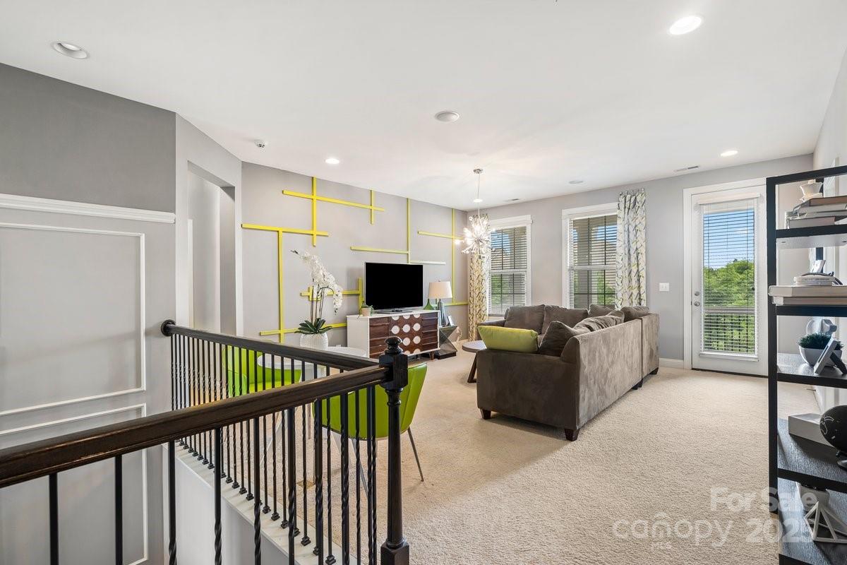 8514 Ellington Park Drive Property Photo 23