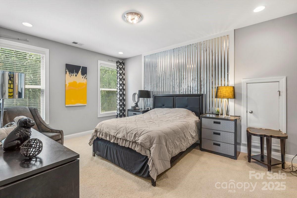 8514 Ellington Park Drive Property Photo 28