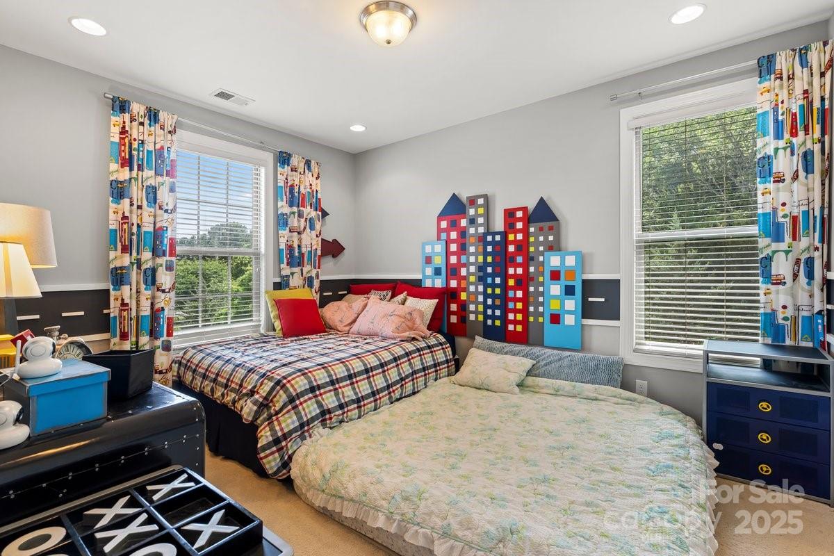 8514 Ellington Park Drive Property Photo 31