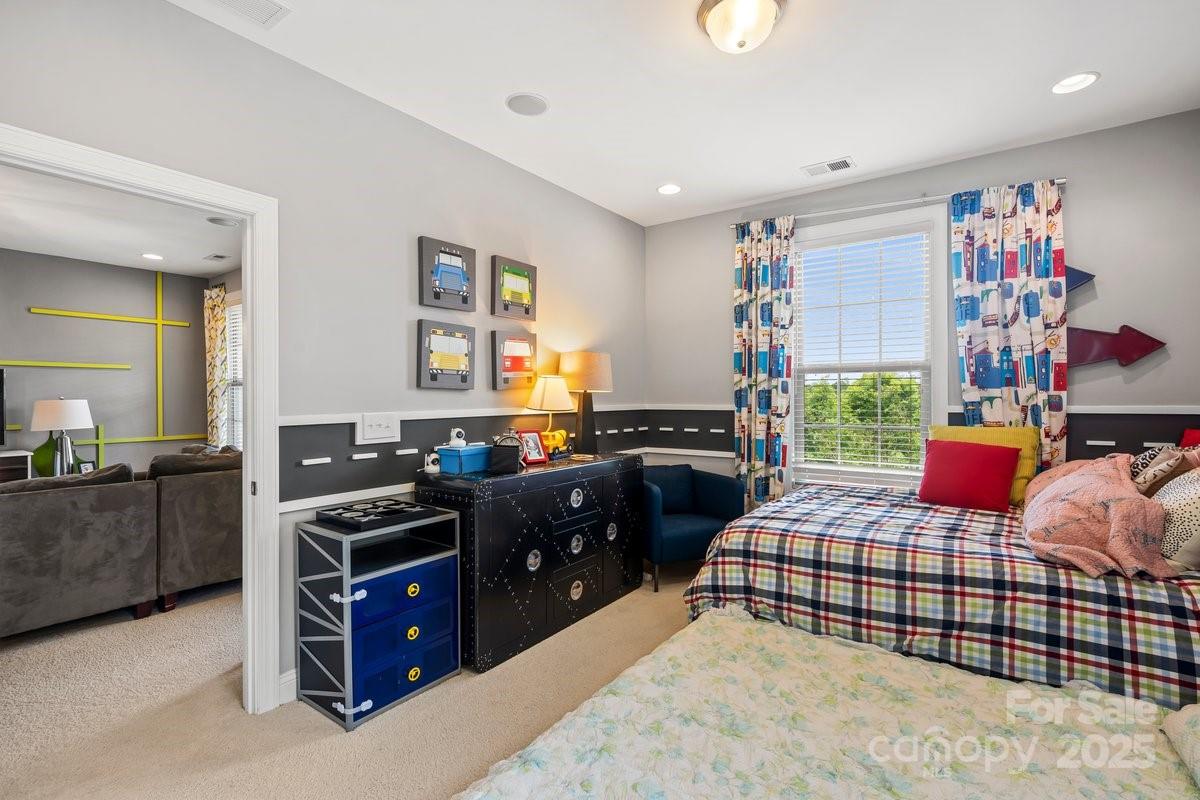 8514 Ellington Park Drive Property Photo 32