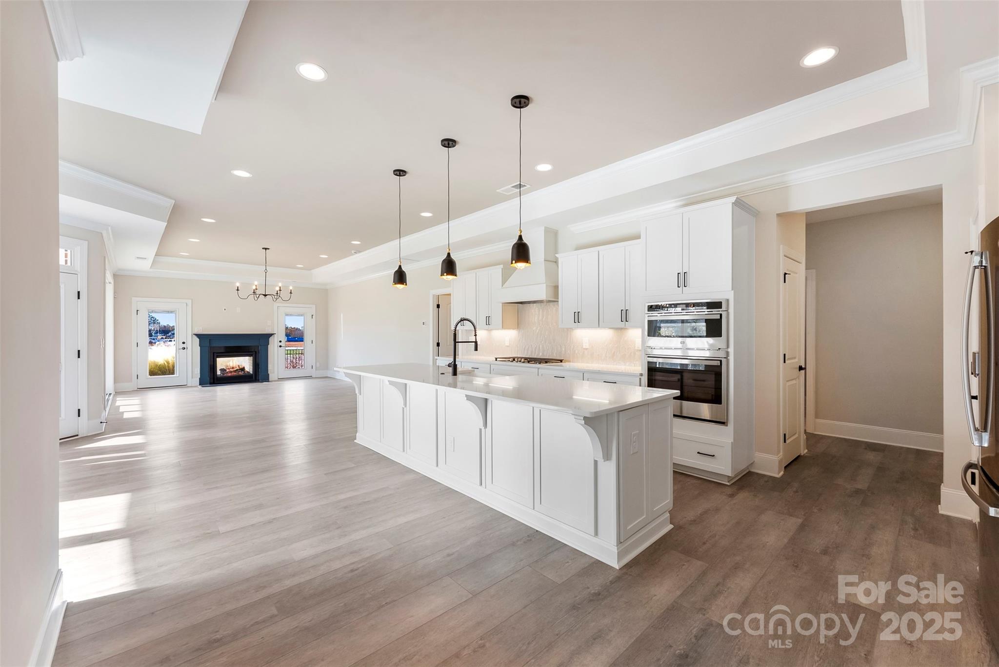 3089 Founding Fathers Drive Property Photo 3