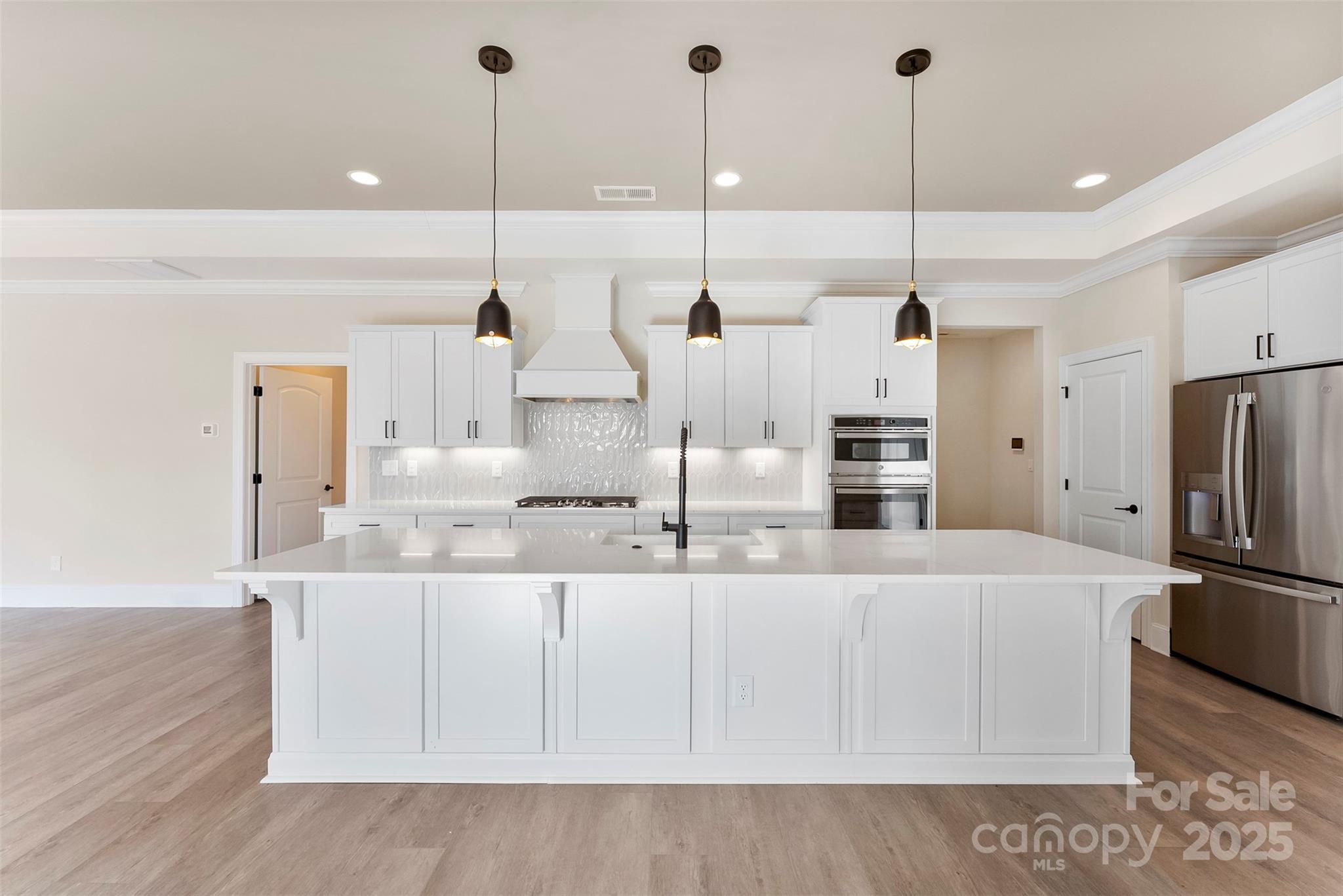 3089 Founding Fathers Drive Property Photo 4