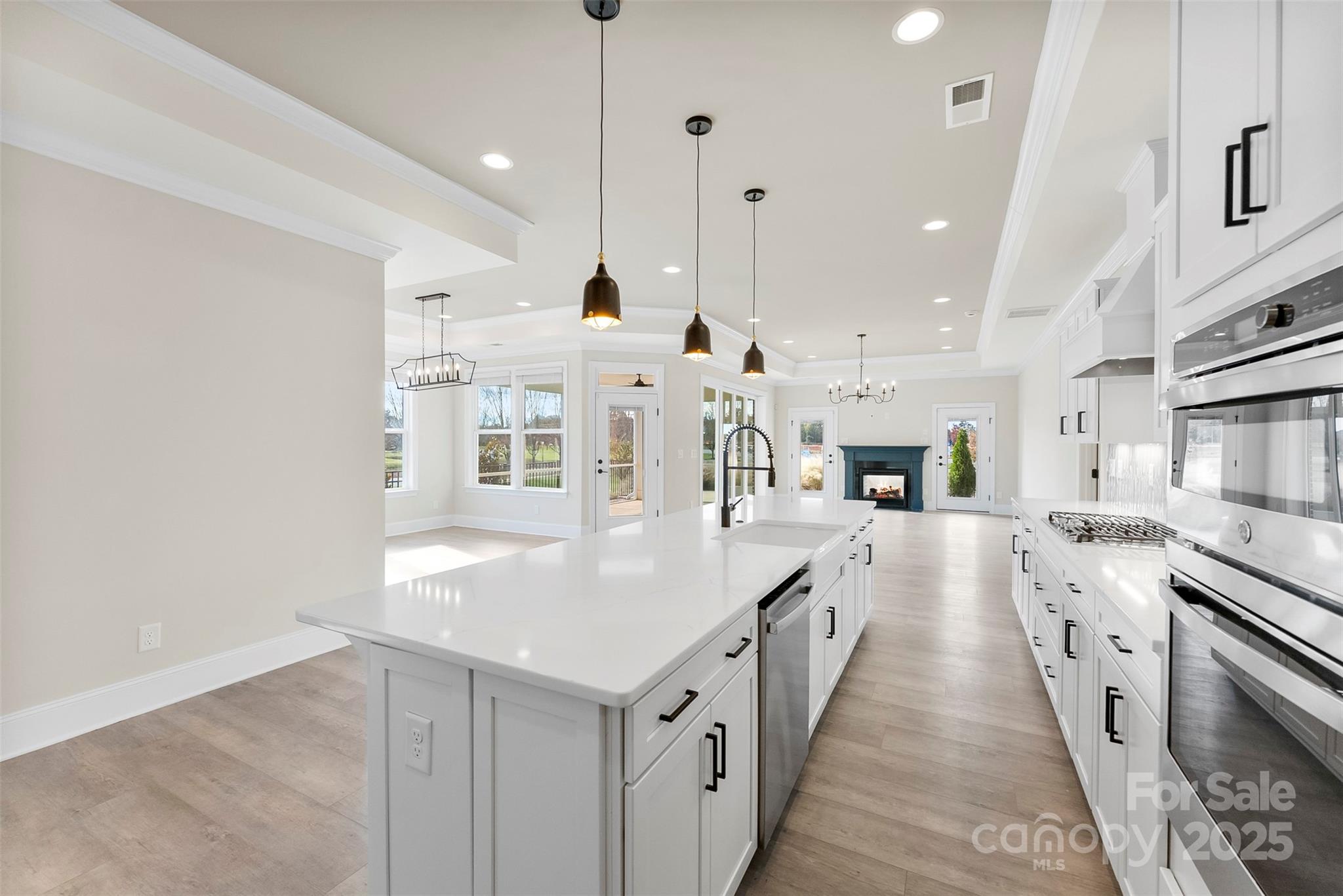 3089 Founding Fathers Drive Property Photo 6