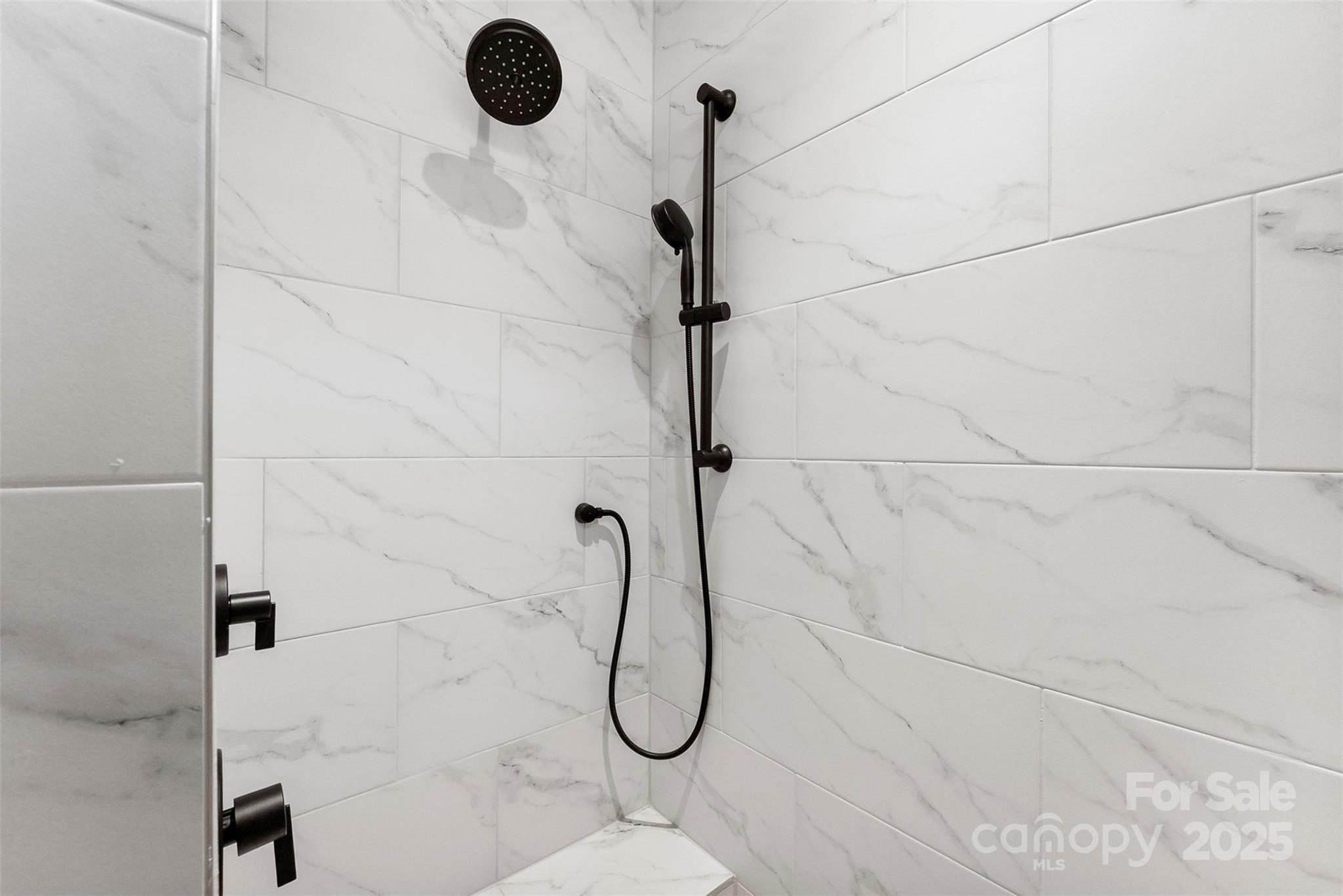 3089 Founding Fathers Drive Property Photo 14