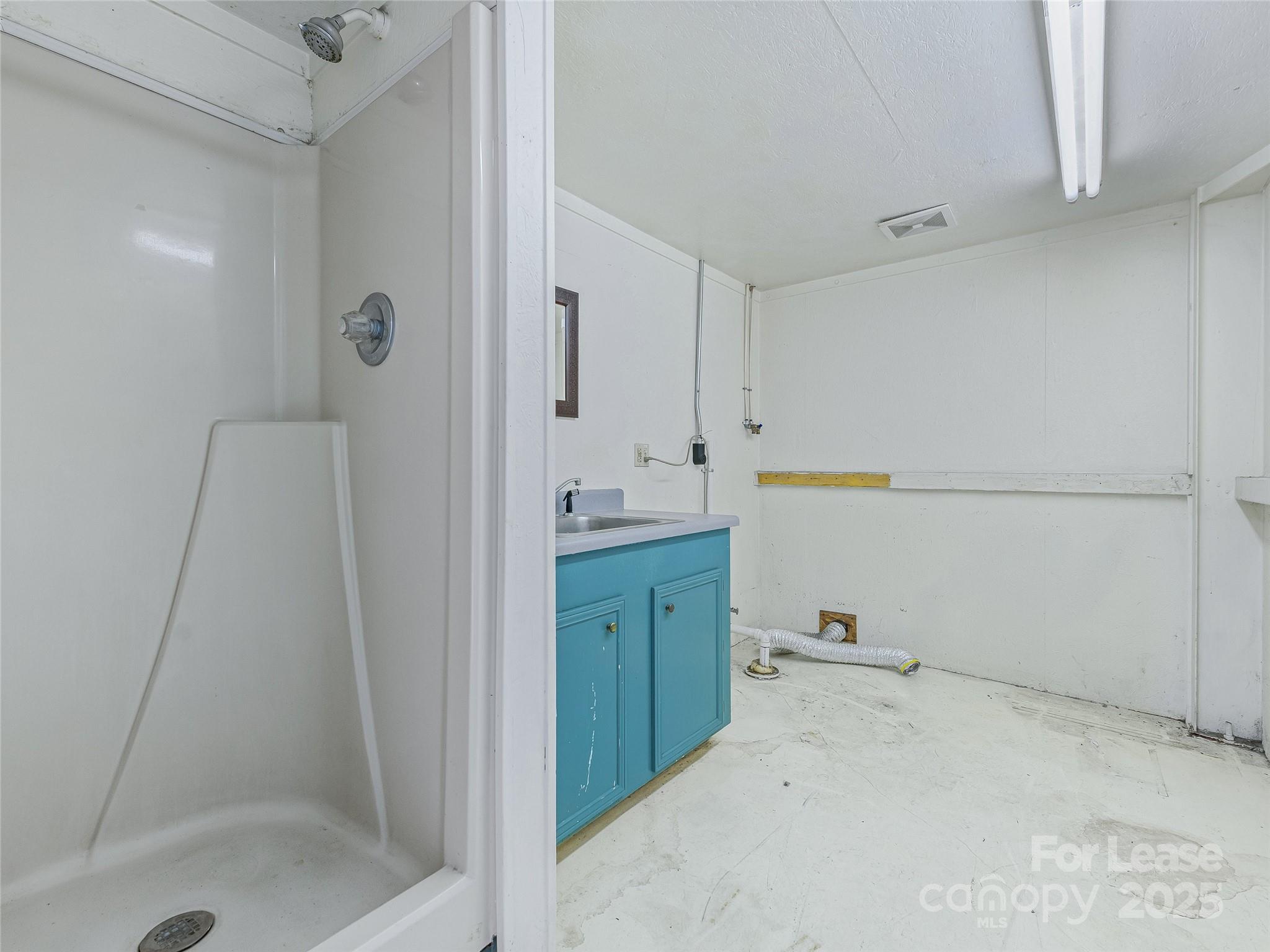 340 L A White Drive Property Photo 29