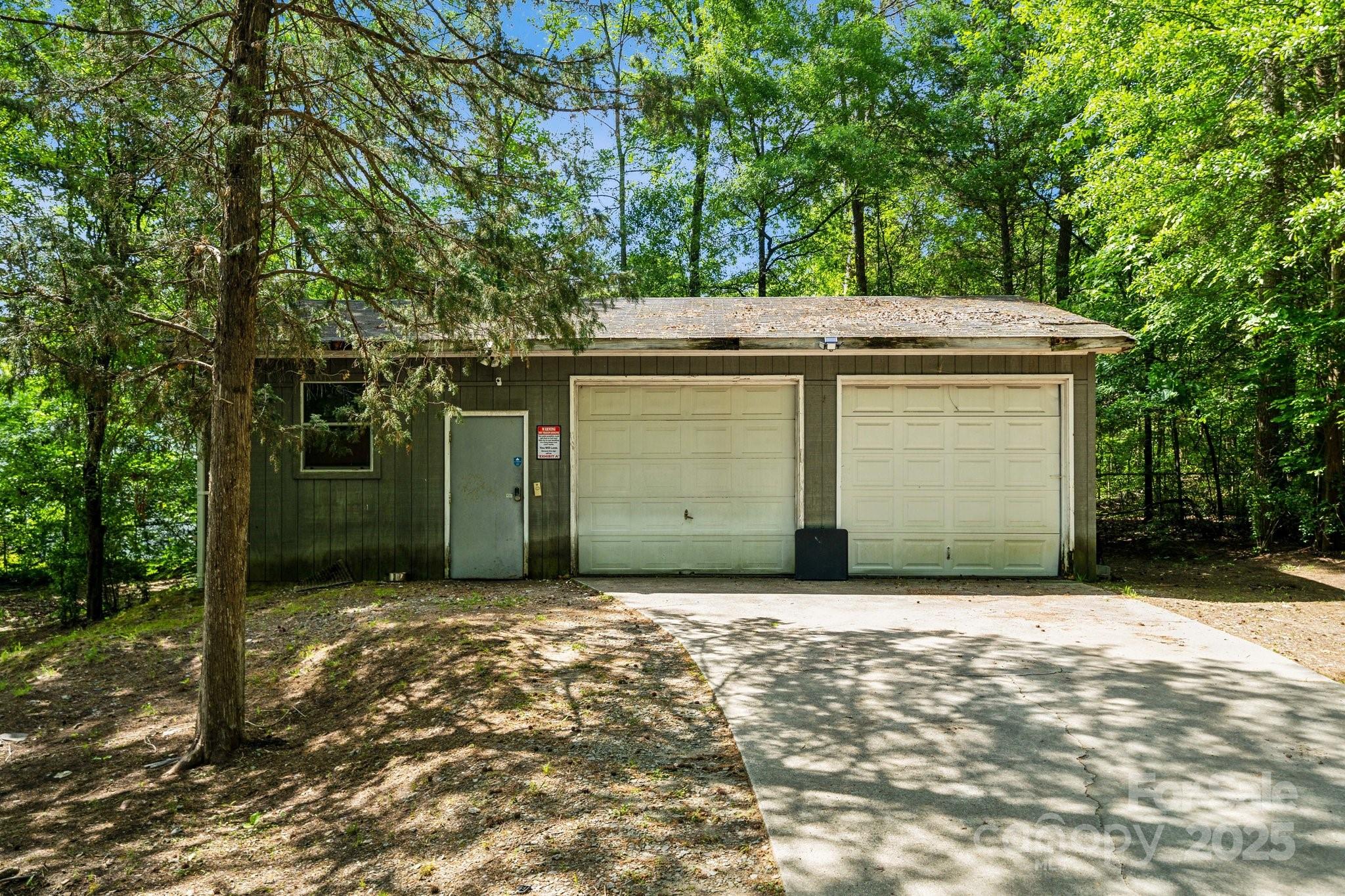 1917 Tom Sadler Road Property Photo 3