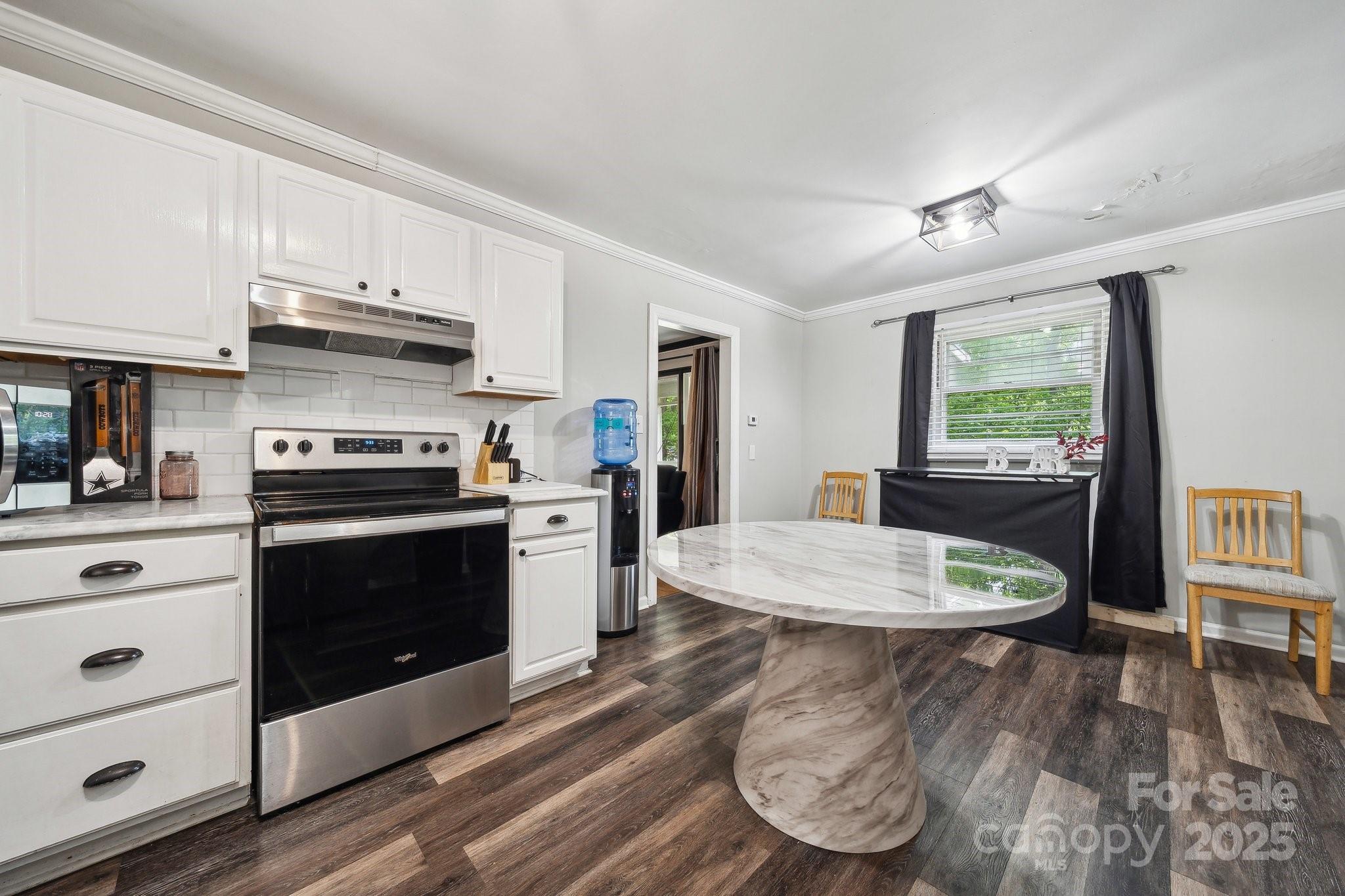 1917 Tom Sadler Road Property Photo 11