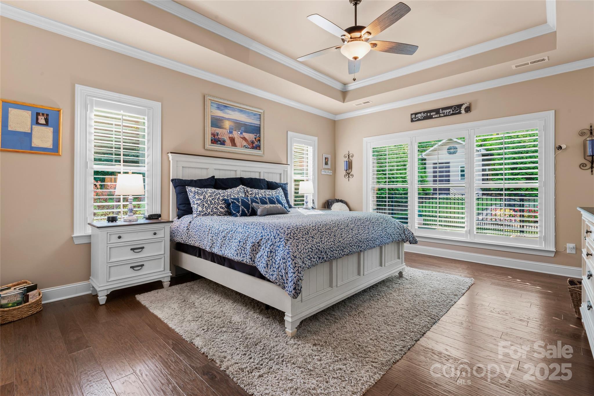 6010 Albiza Drive Property Photo 14