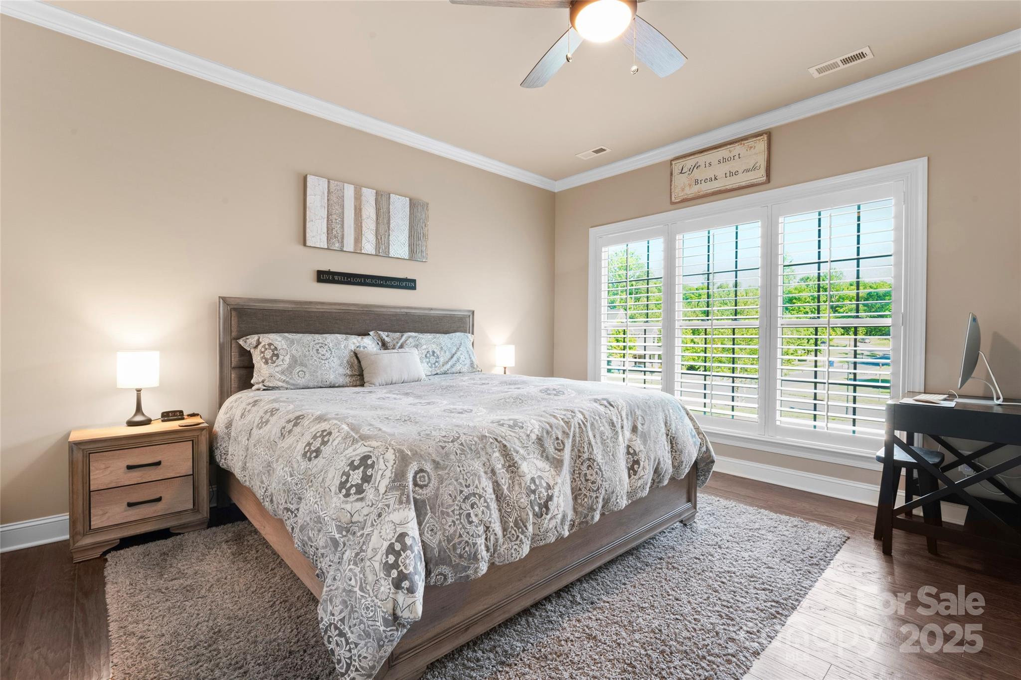 6010 Albiza Drive Property Photo 22