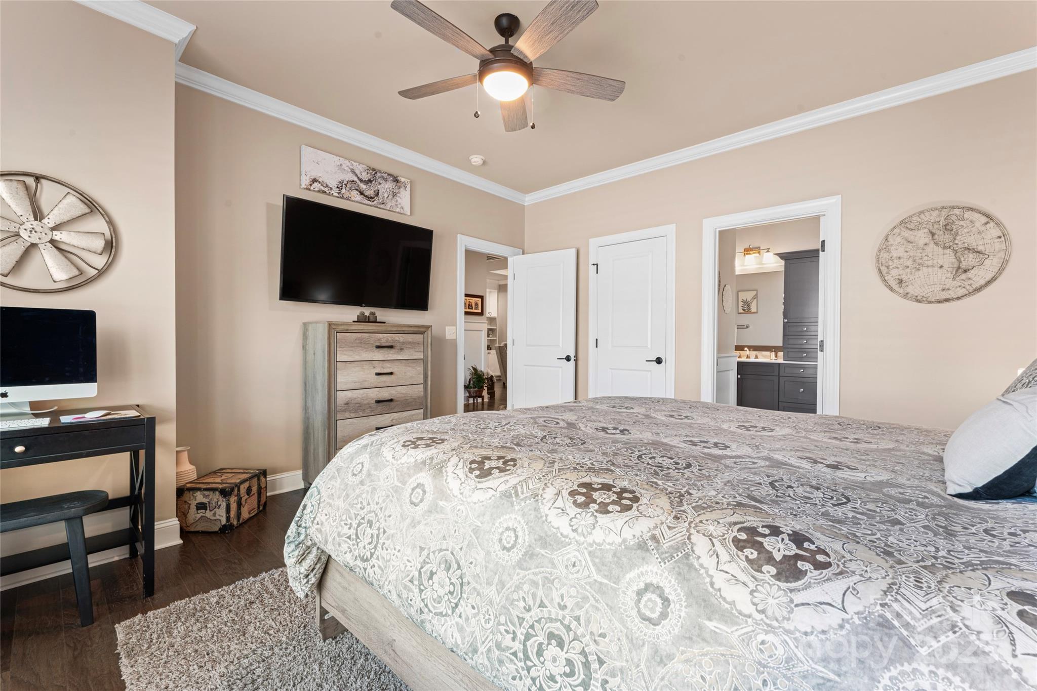 6010 Albiza Drive Property Photo 23