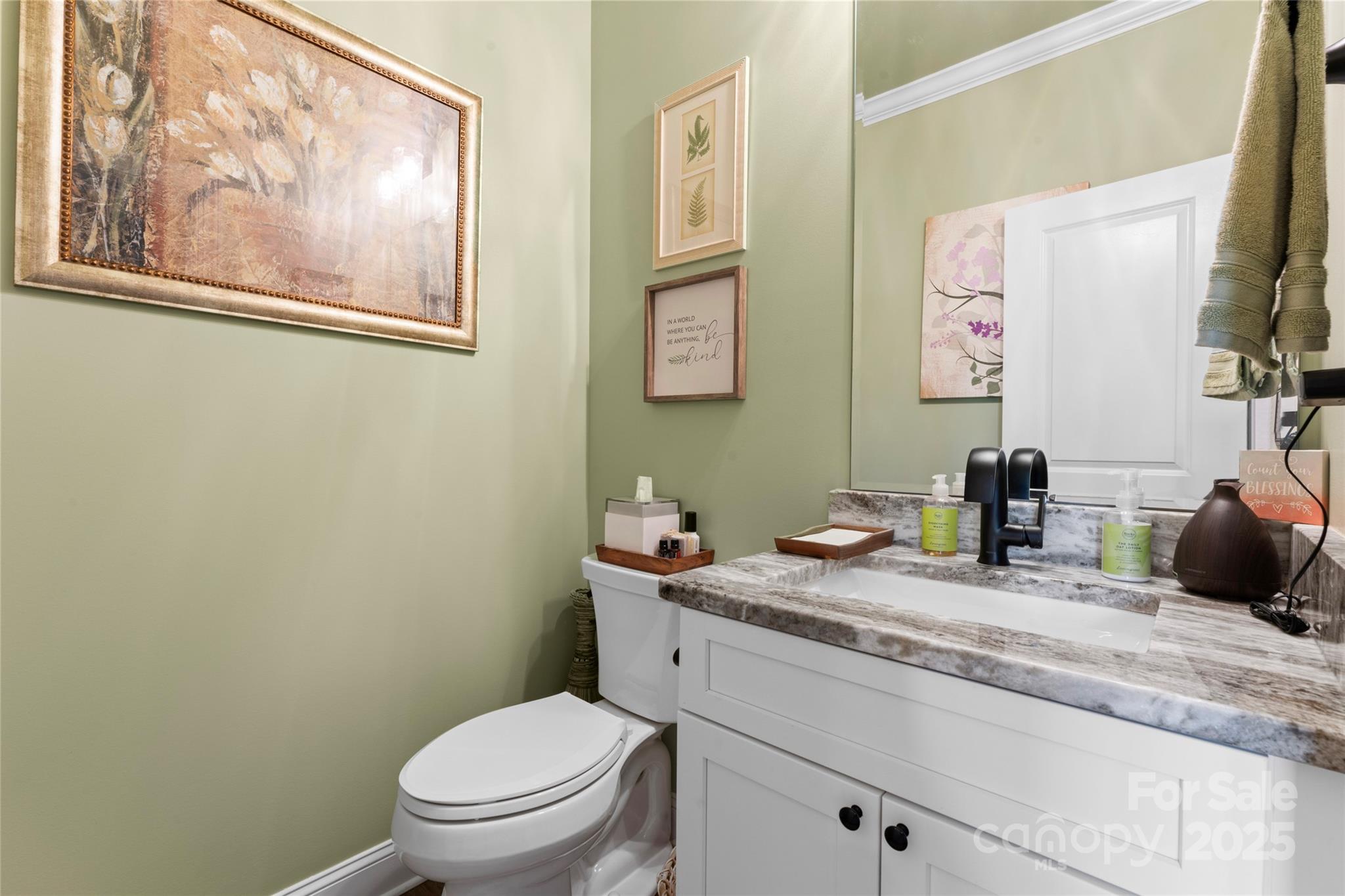 6010 Albiza Drive Property Photo 27