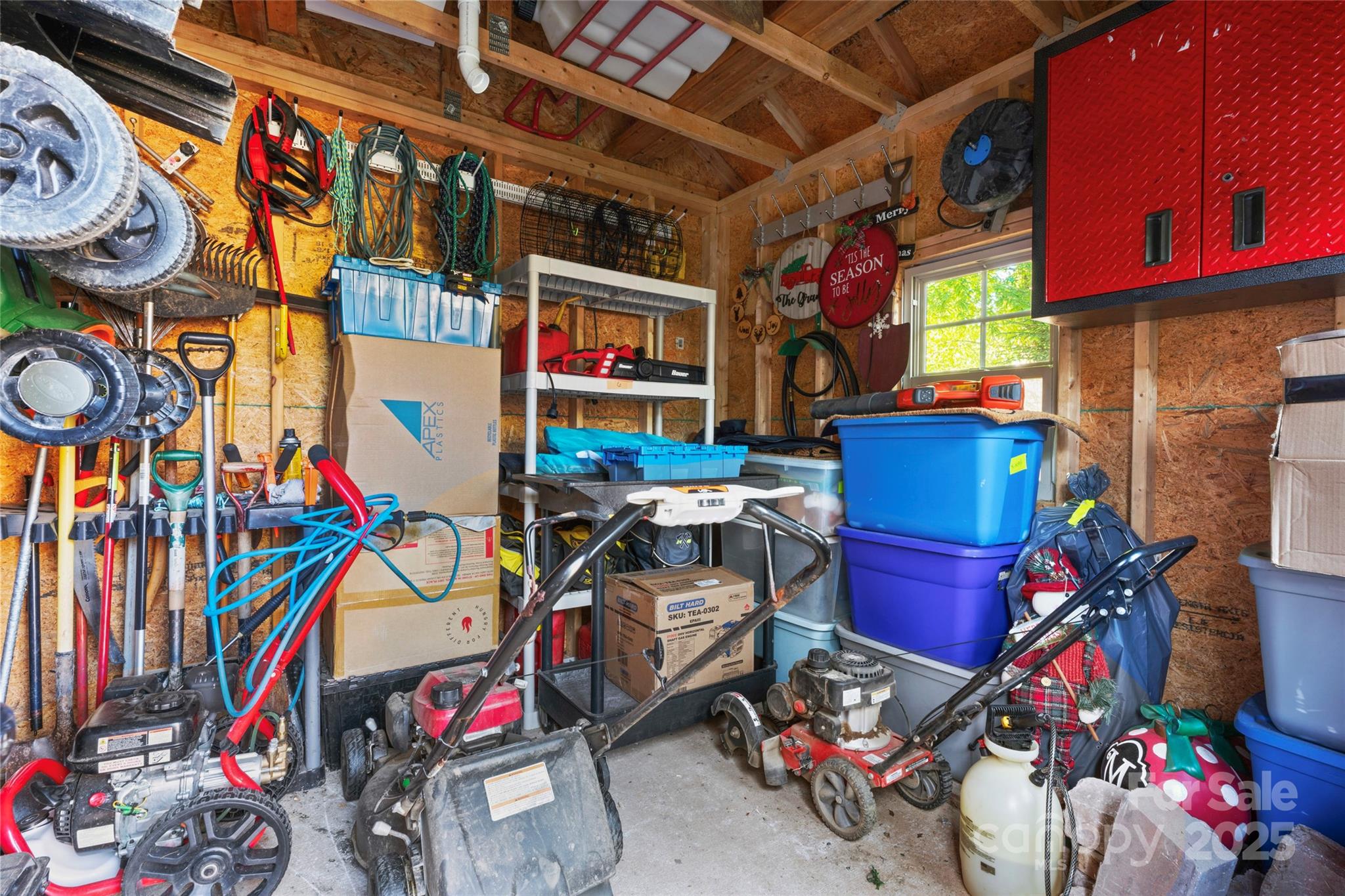 6010 Albiza Drive Property Photo 36