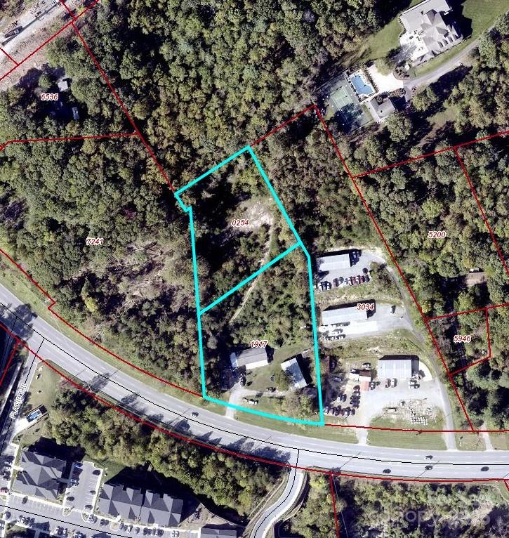 797 New Leicester Highway Property Photo 3