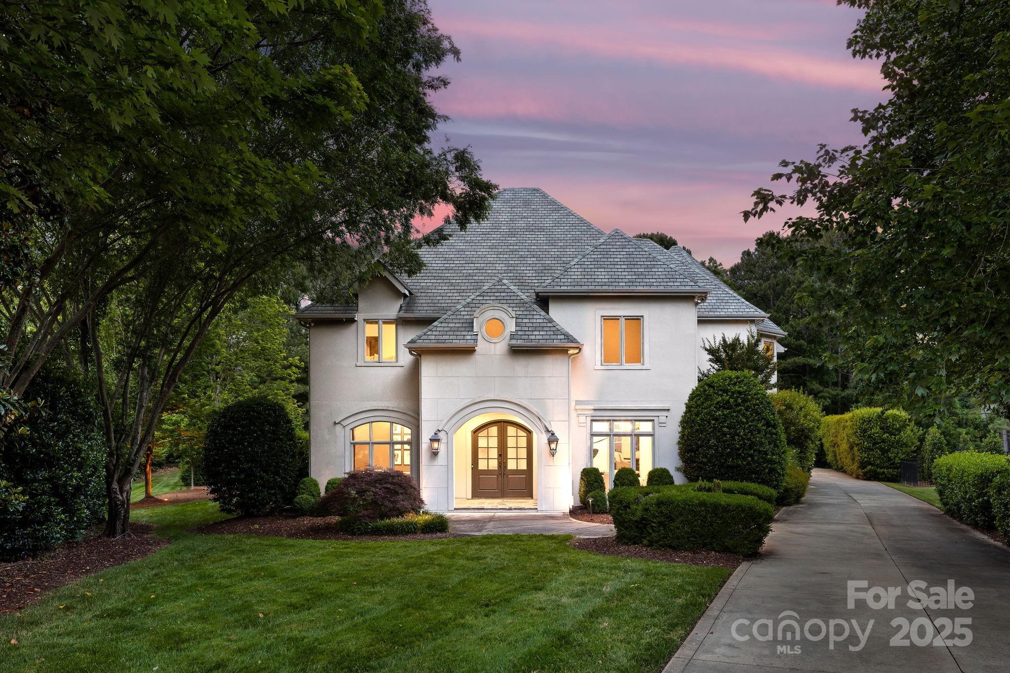 15038 Jockeys Ridge Drive Property Photo 1