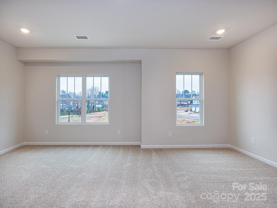 2535 Ruby Dixon Crossing Drive 19 Property Photo 8