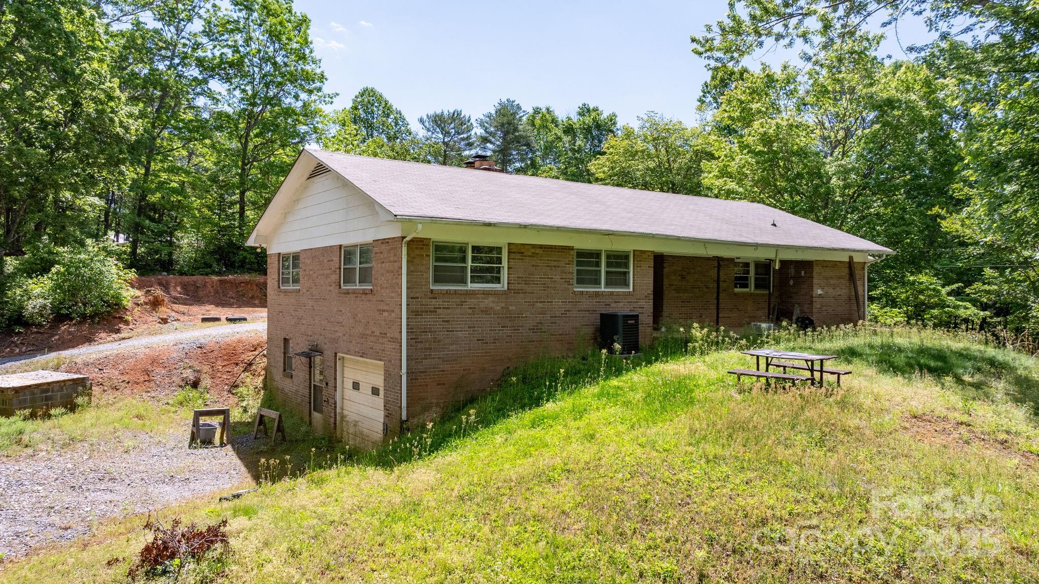 4022 Confidence Church Road Property Photo 3