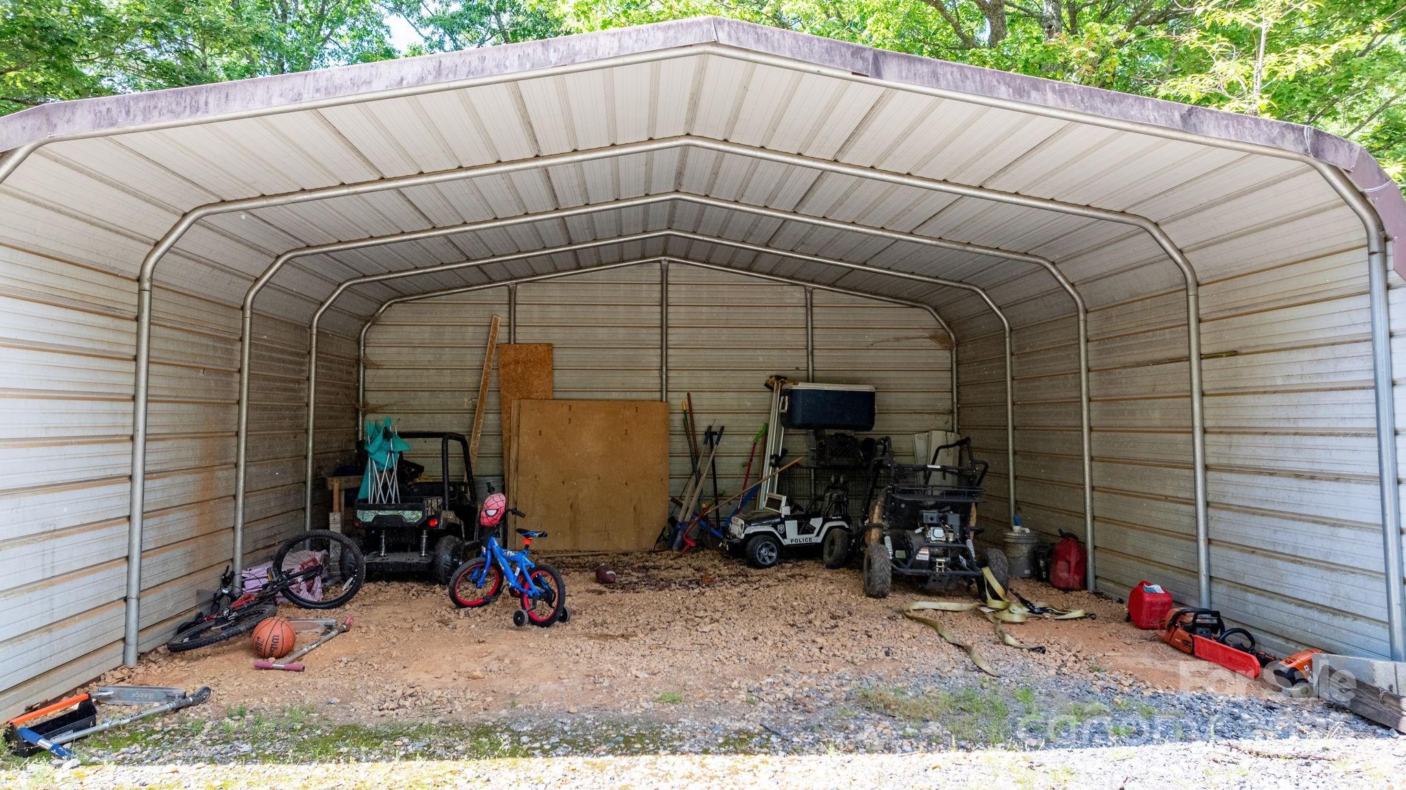 4022 Confidence Church Road Property Photo 4