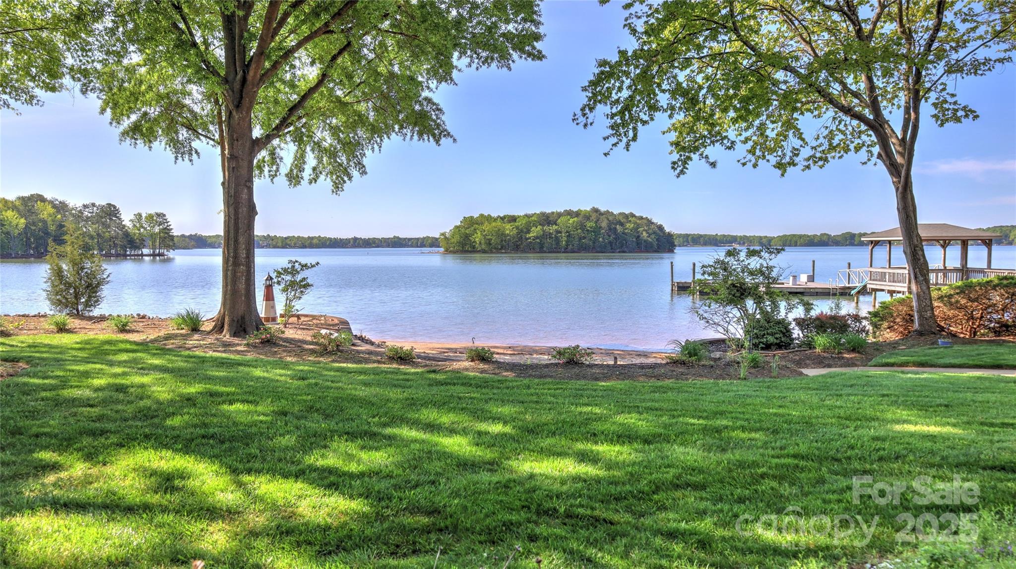 495 Bay Harbour Road Property Photo