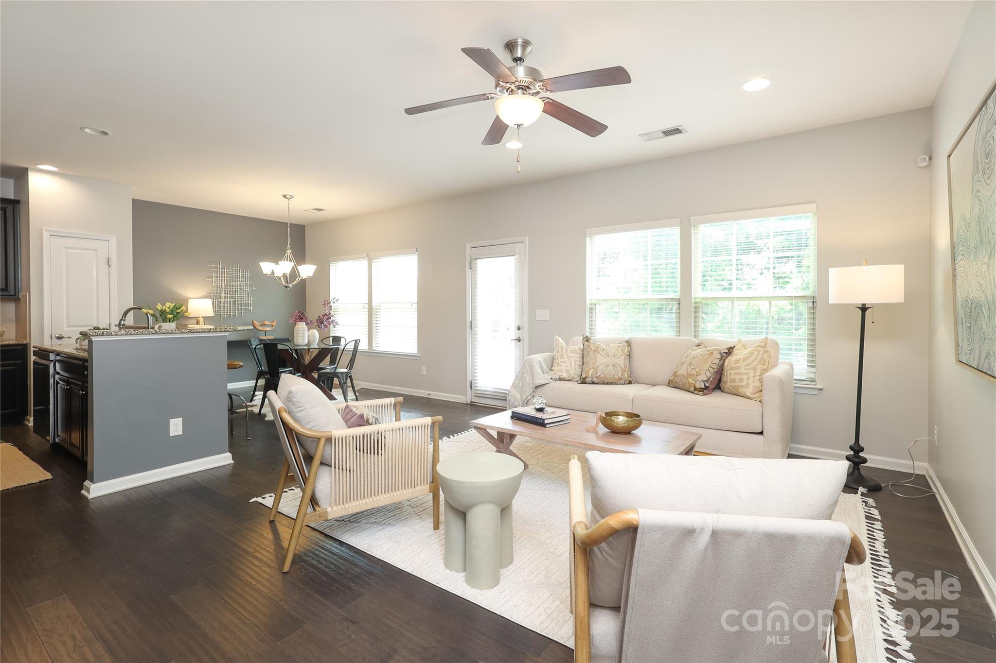 1809 Evergreen Drive Property Photo 4