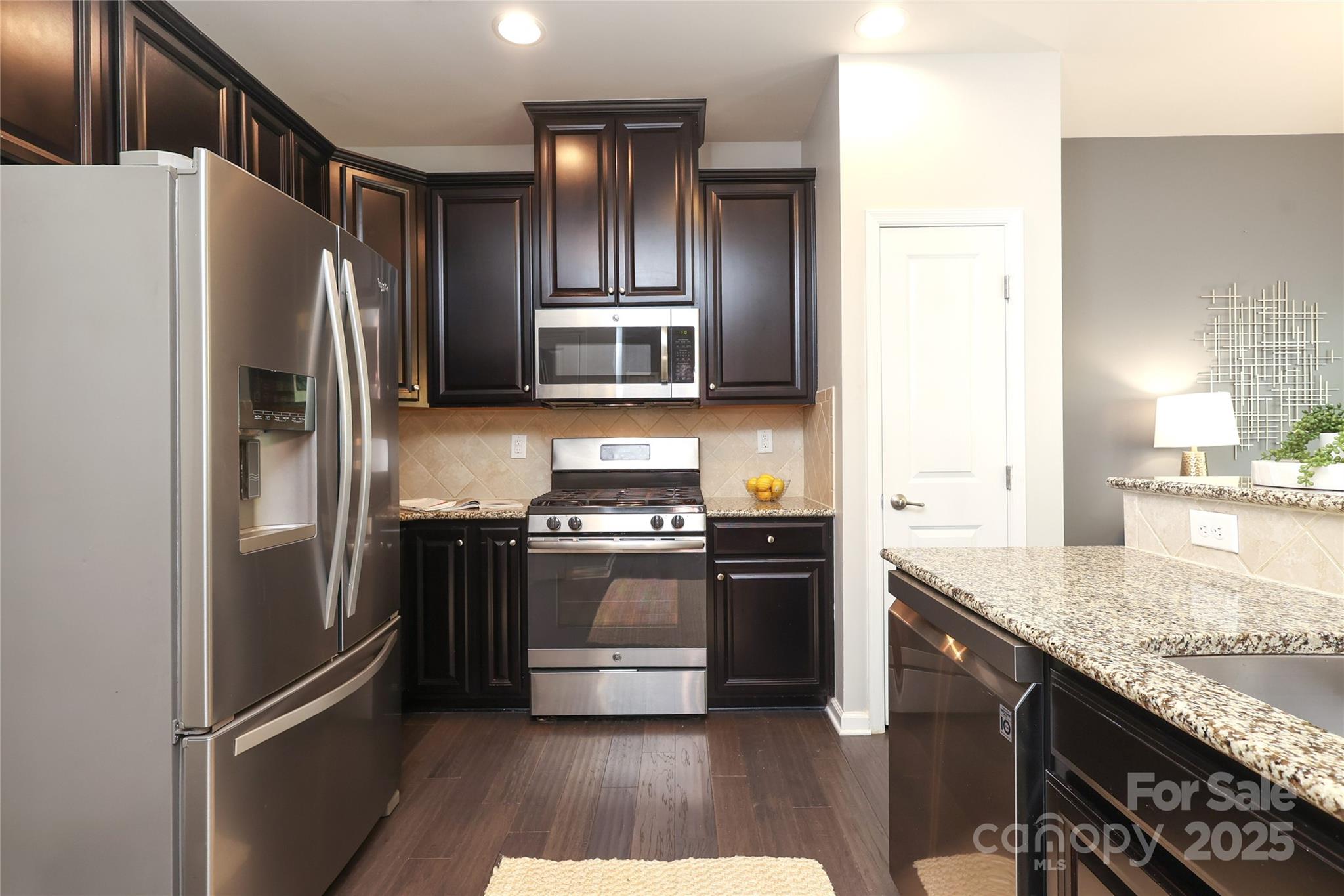 1809 Evergreen Drive Property Photo 6