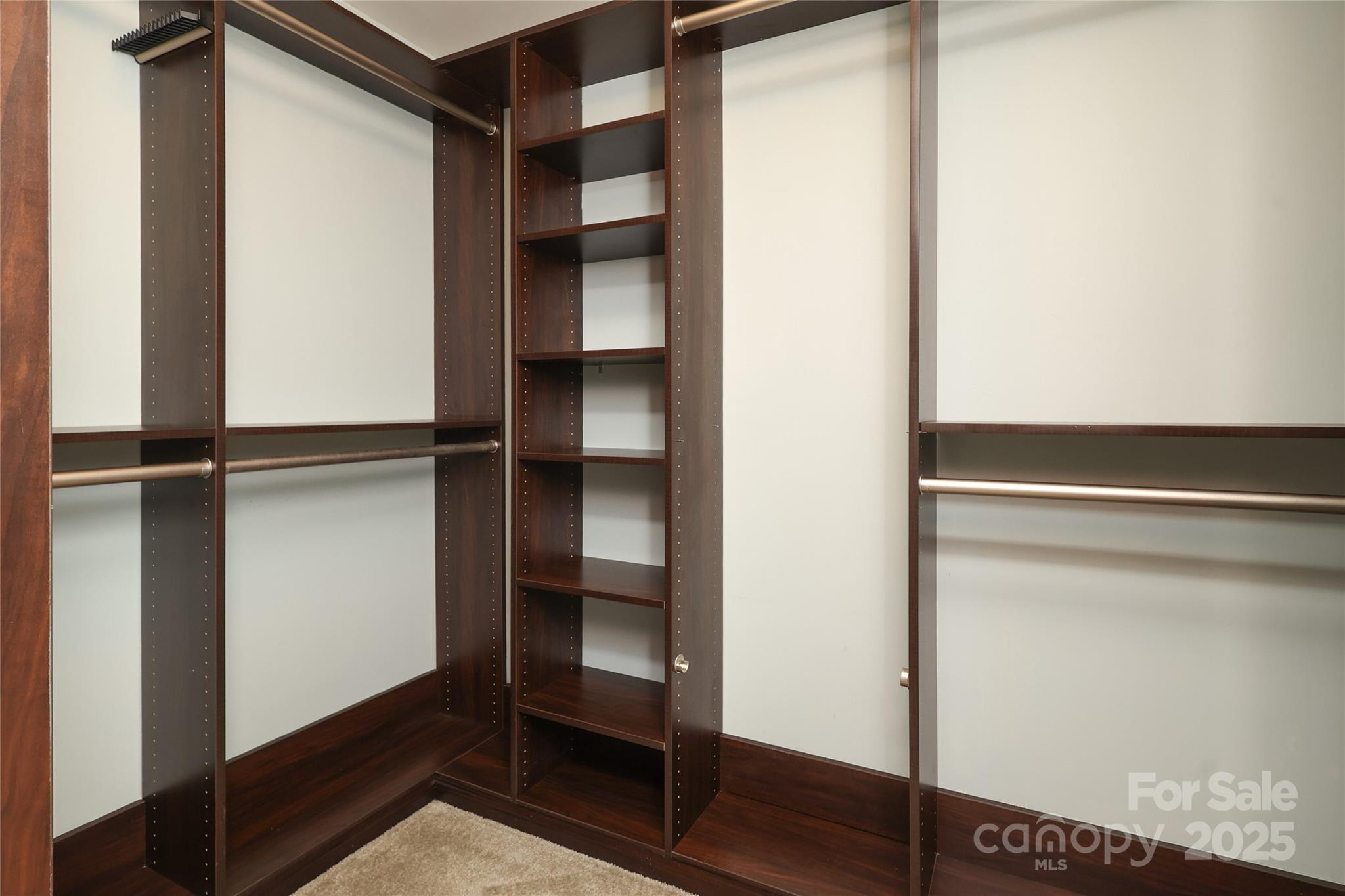 1809 Evergreen Drive Property Photo 18
