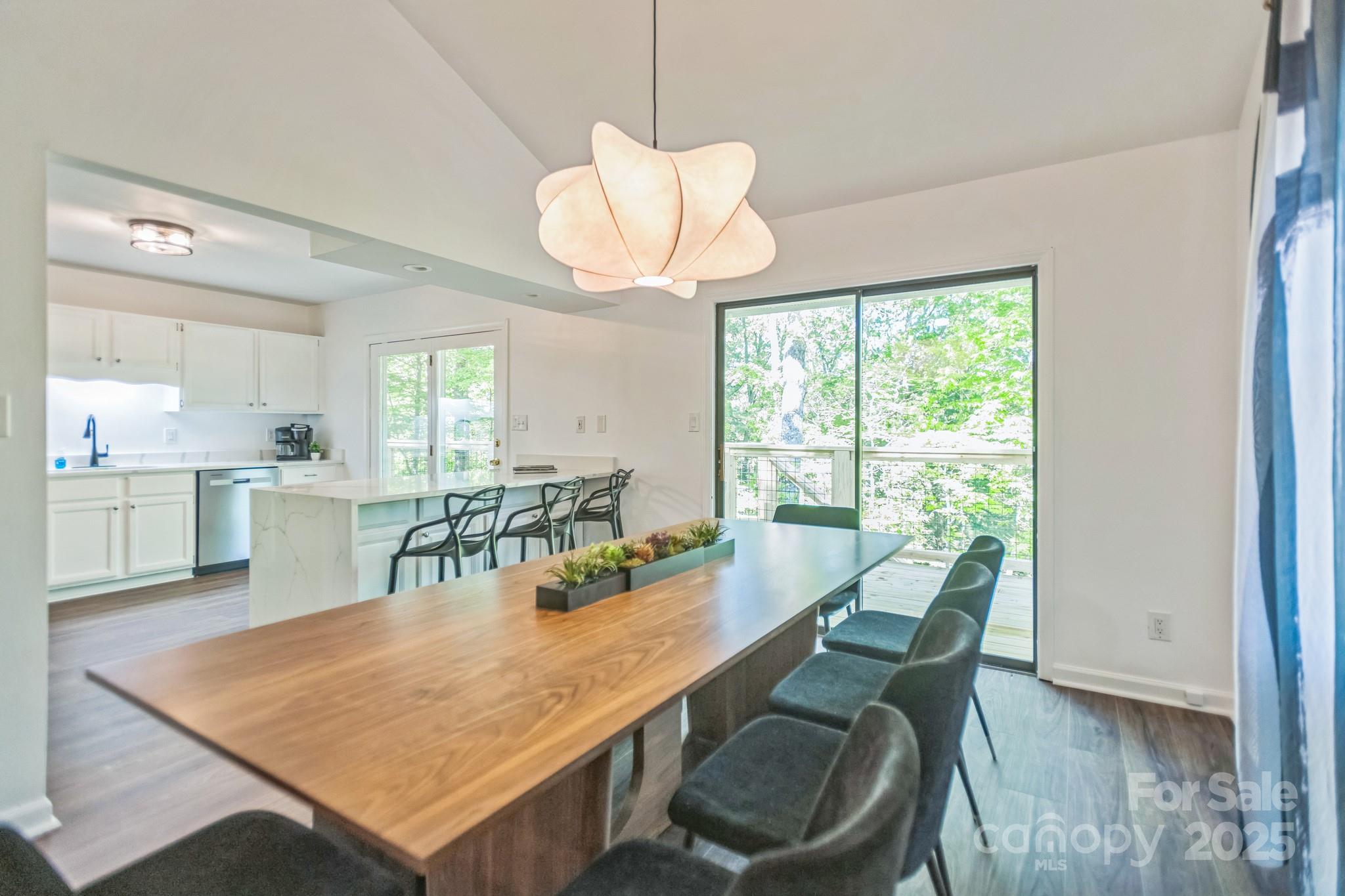 52 Reynolda Drive Property Photo 10