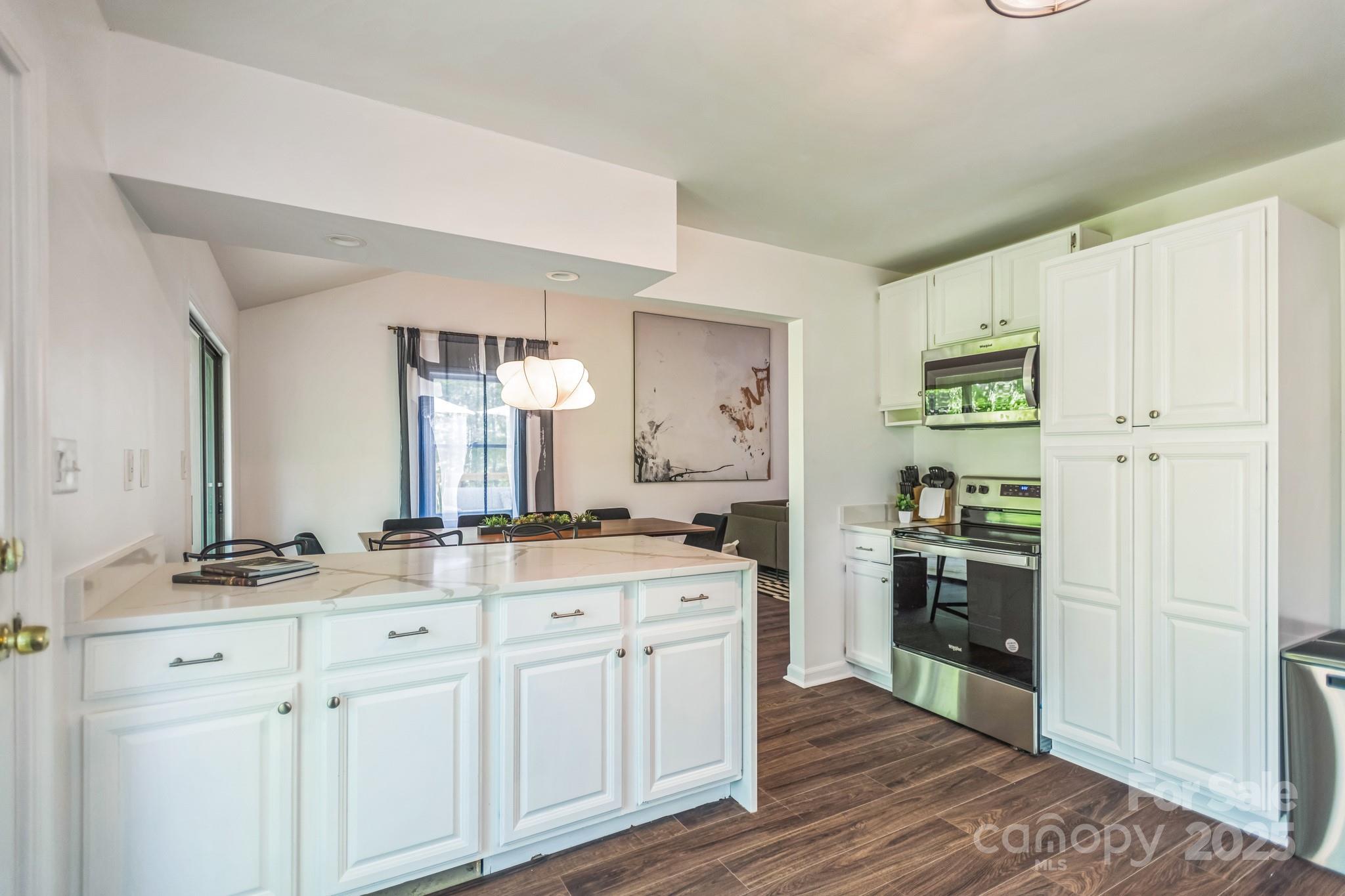 52 Reynolda Drive Property Photo 12