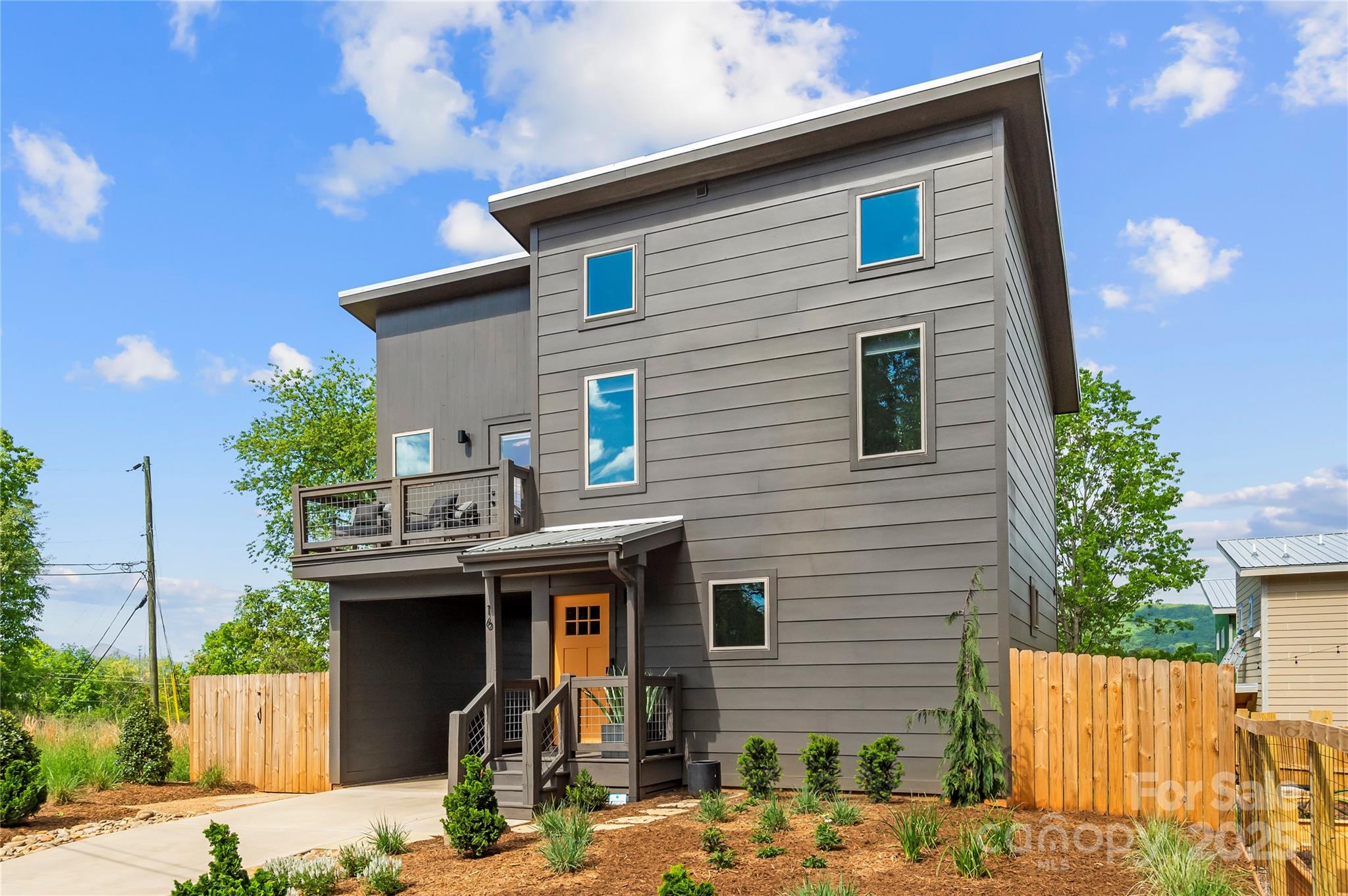 16 Oak Hill Drive Property Photo 1