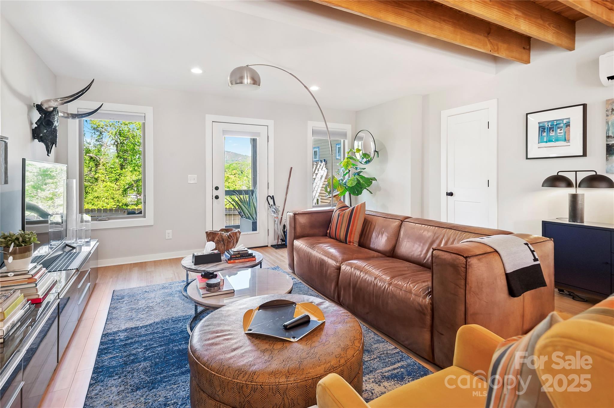 16 Oak Hill Drive Property Photo 8