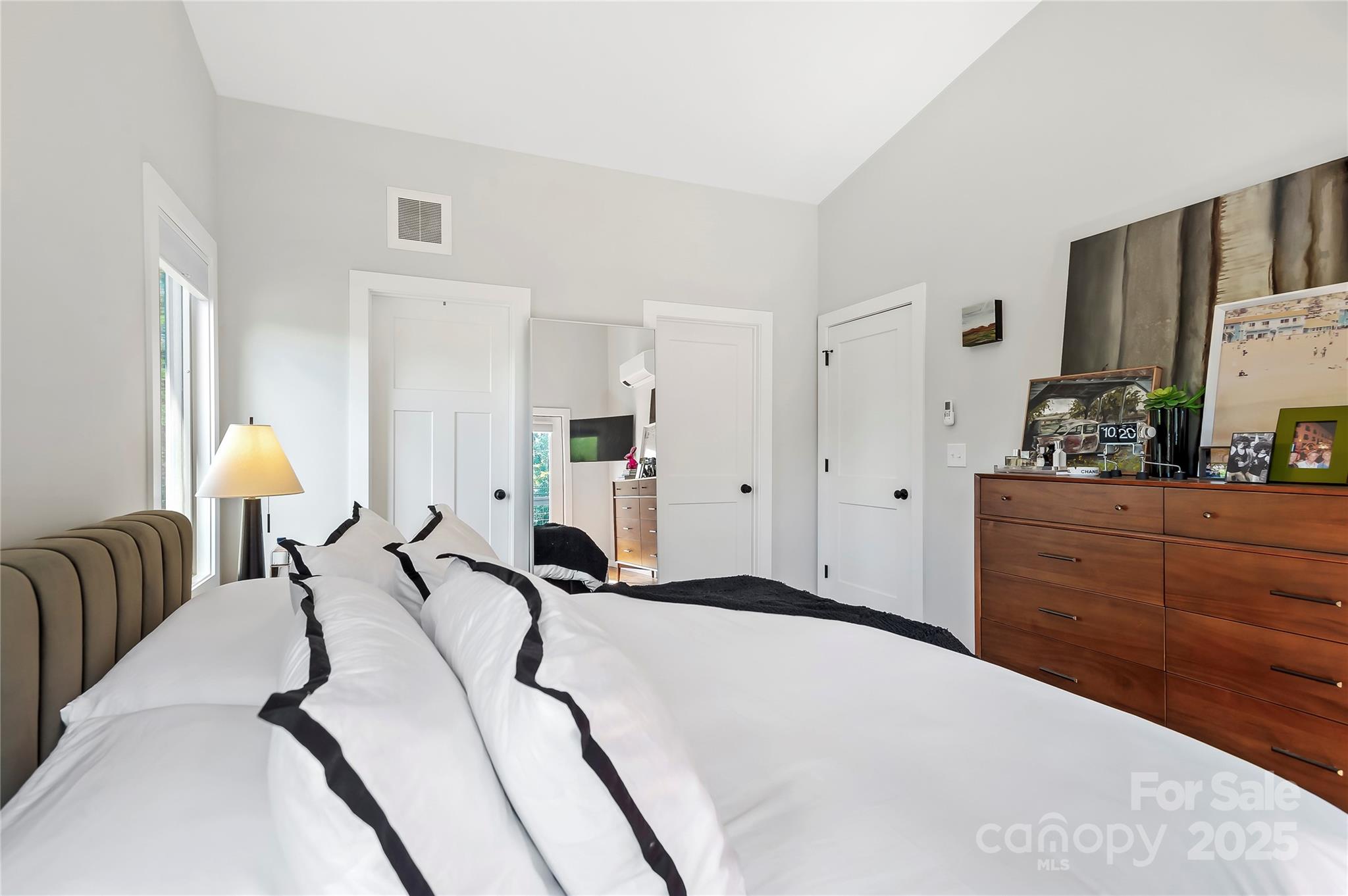 16 Oak Hill Drive Property Photo 18