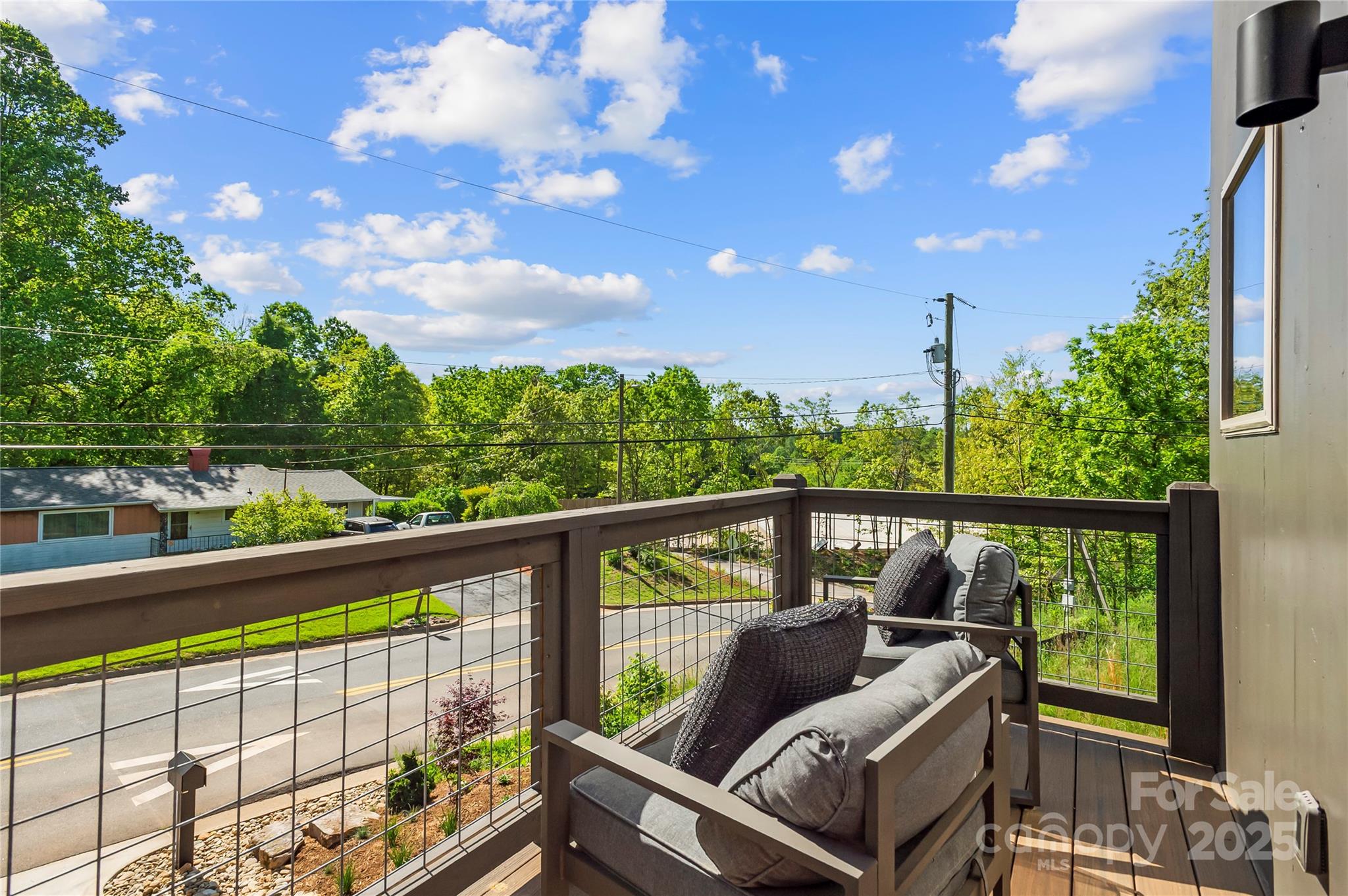 16 Oak Hill Drive Property Photo 20