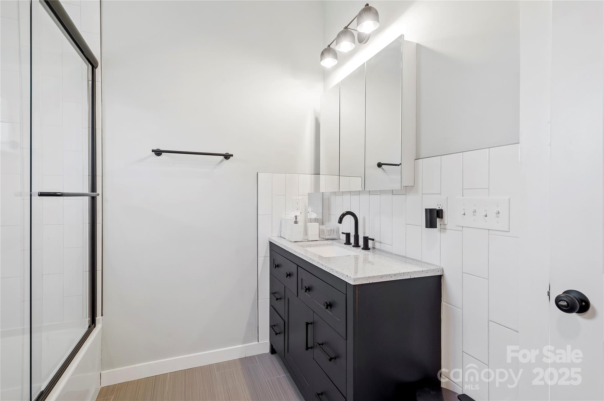 16 Oak Hill Drive Property Photo 21