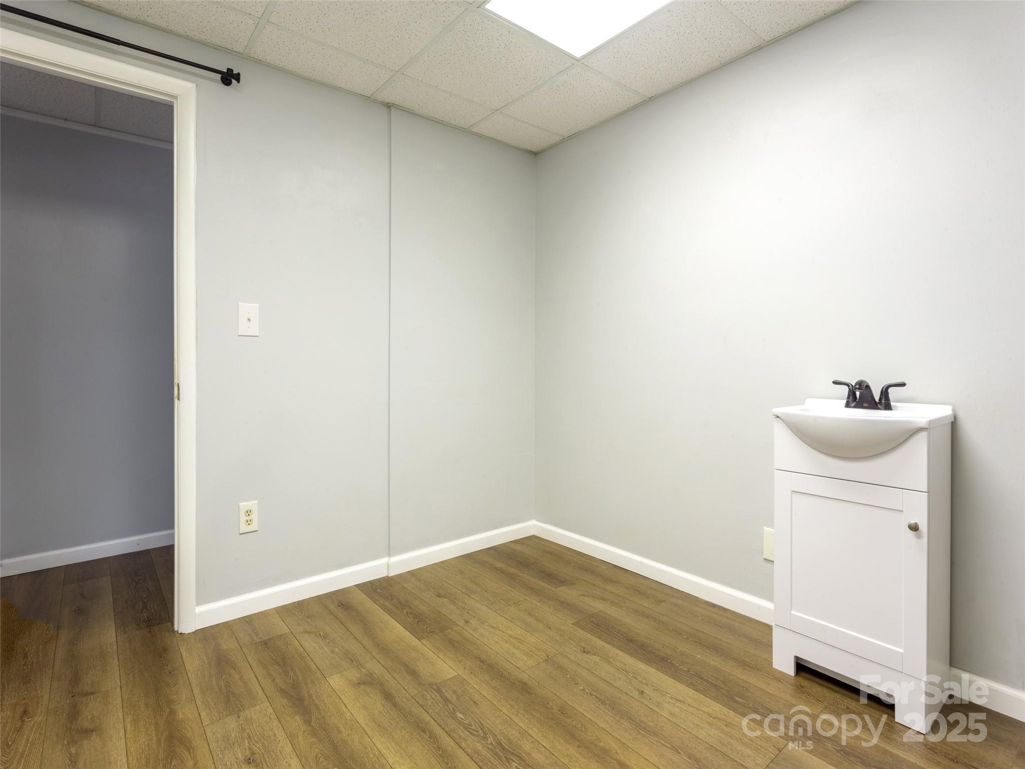 5 Doctors Park I2 (512) Property Photo 13