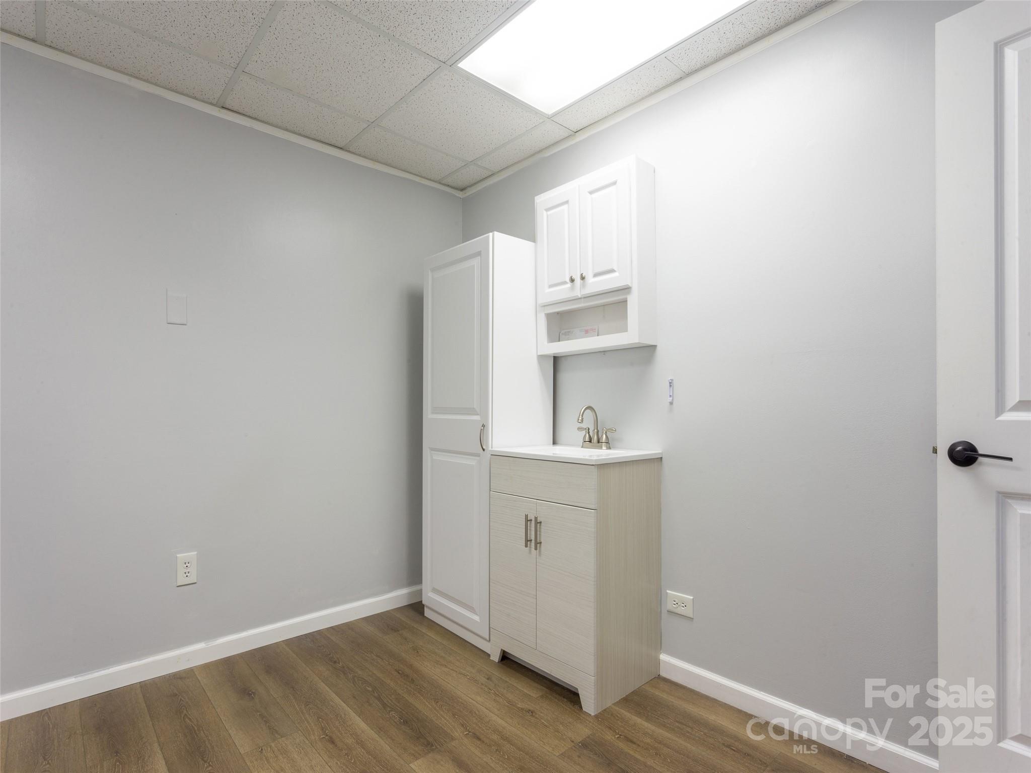 5 Doctors Park I2 (512) Property Photo 16