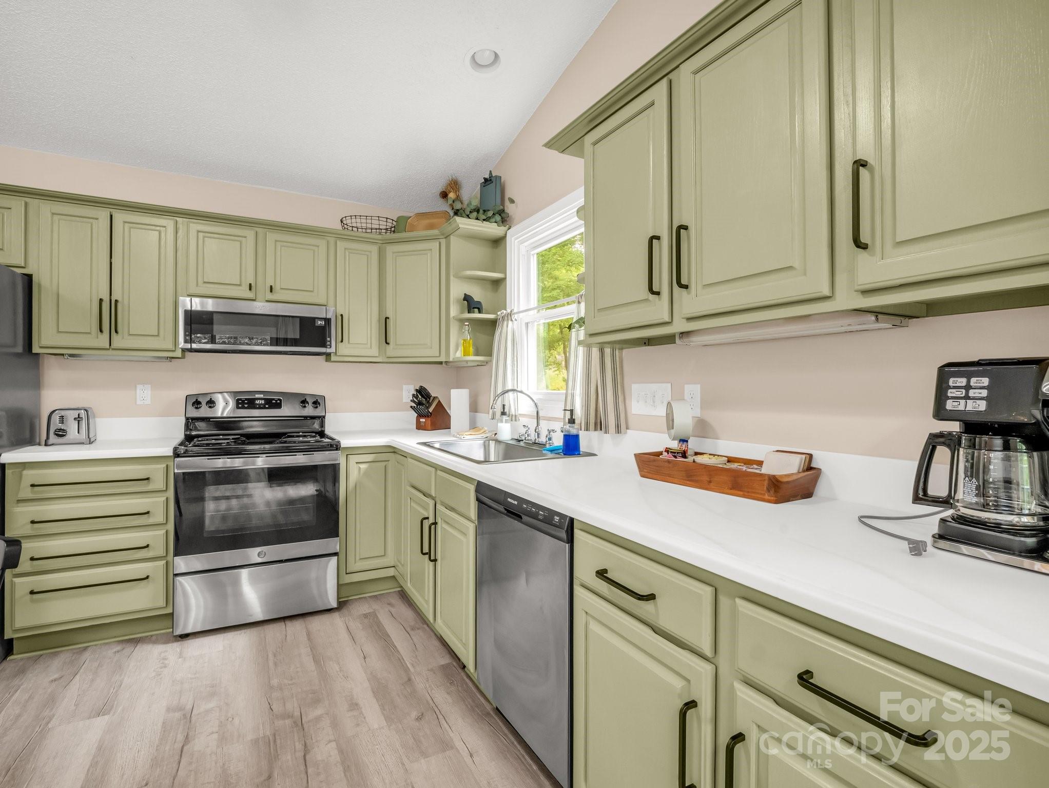 119 Celestial Way Property Photo 11