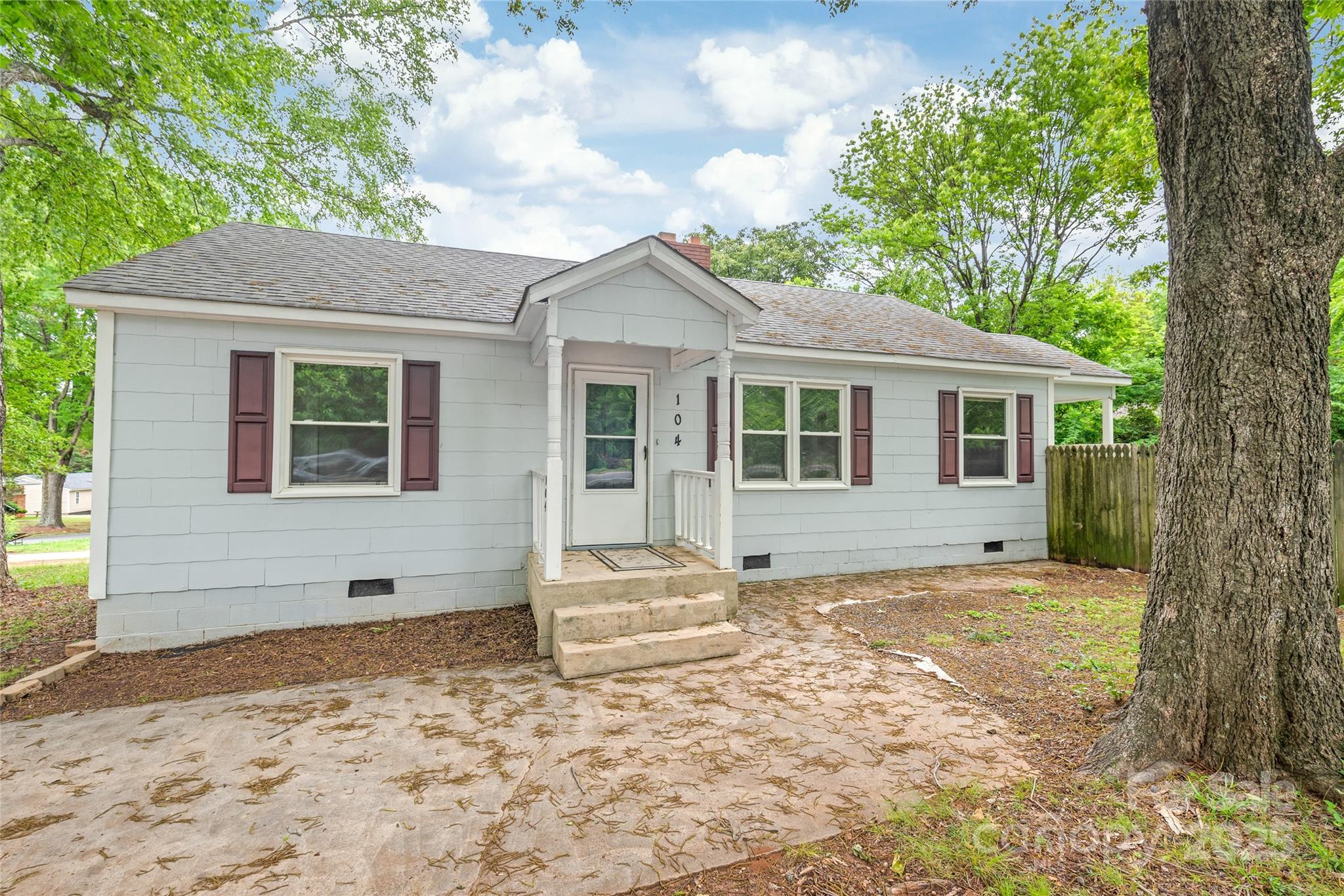 104 Willetta Drive Property Photo 1