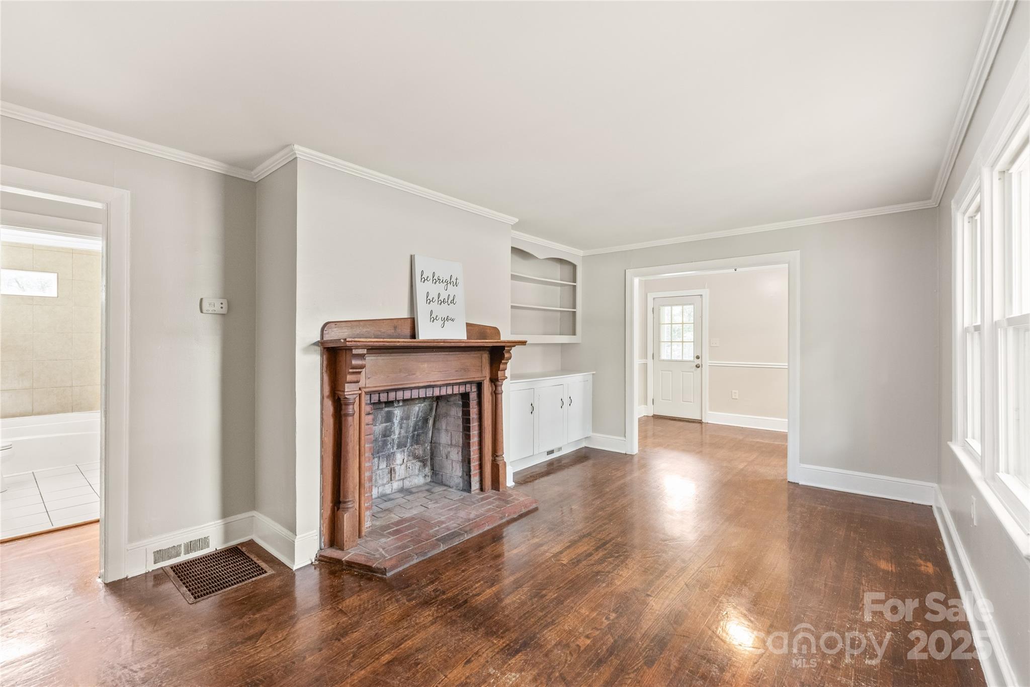 104 Willetta Drive Property Photo 5